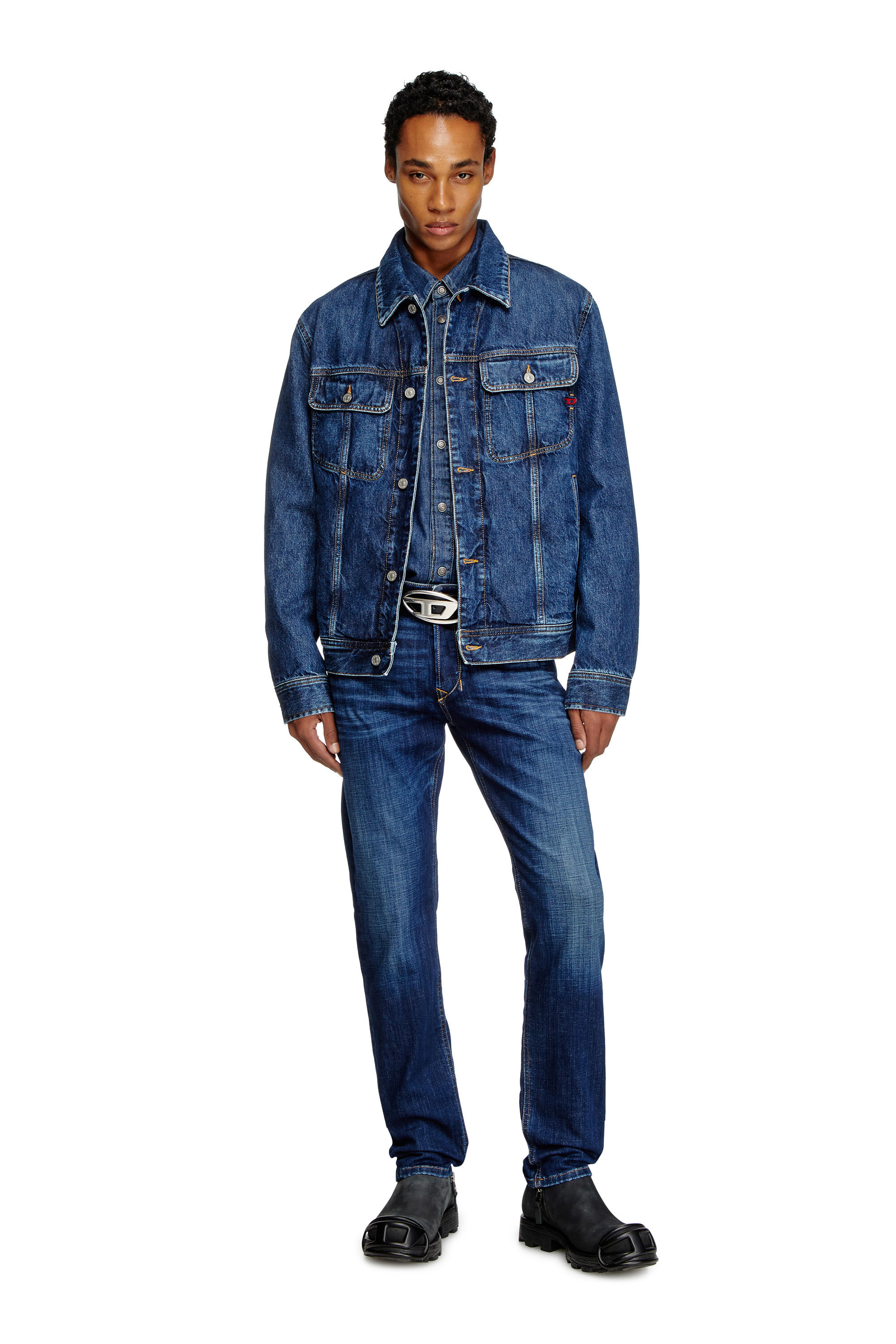 Diesel - Regular Jeans 1986 Larkee-Beex 09L62 Homme, Bleu Foncé - Image 1