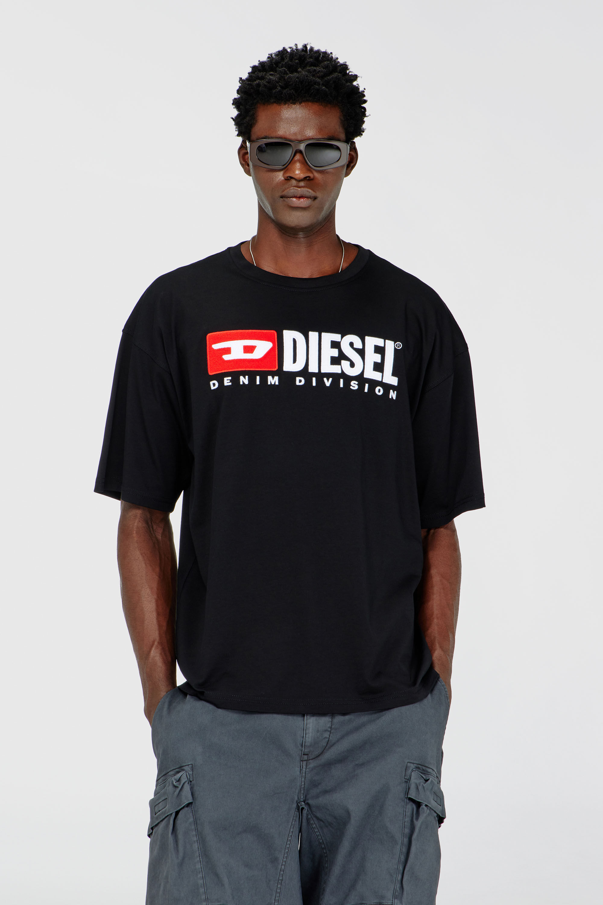 Men's T-shirt with Diesel patch logo | Black | Diesel BE
