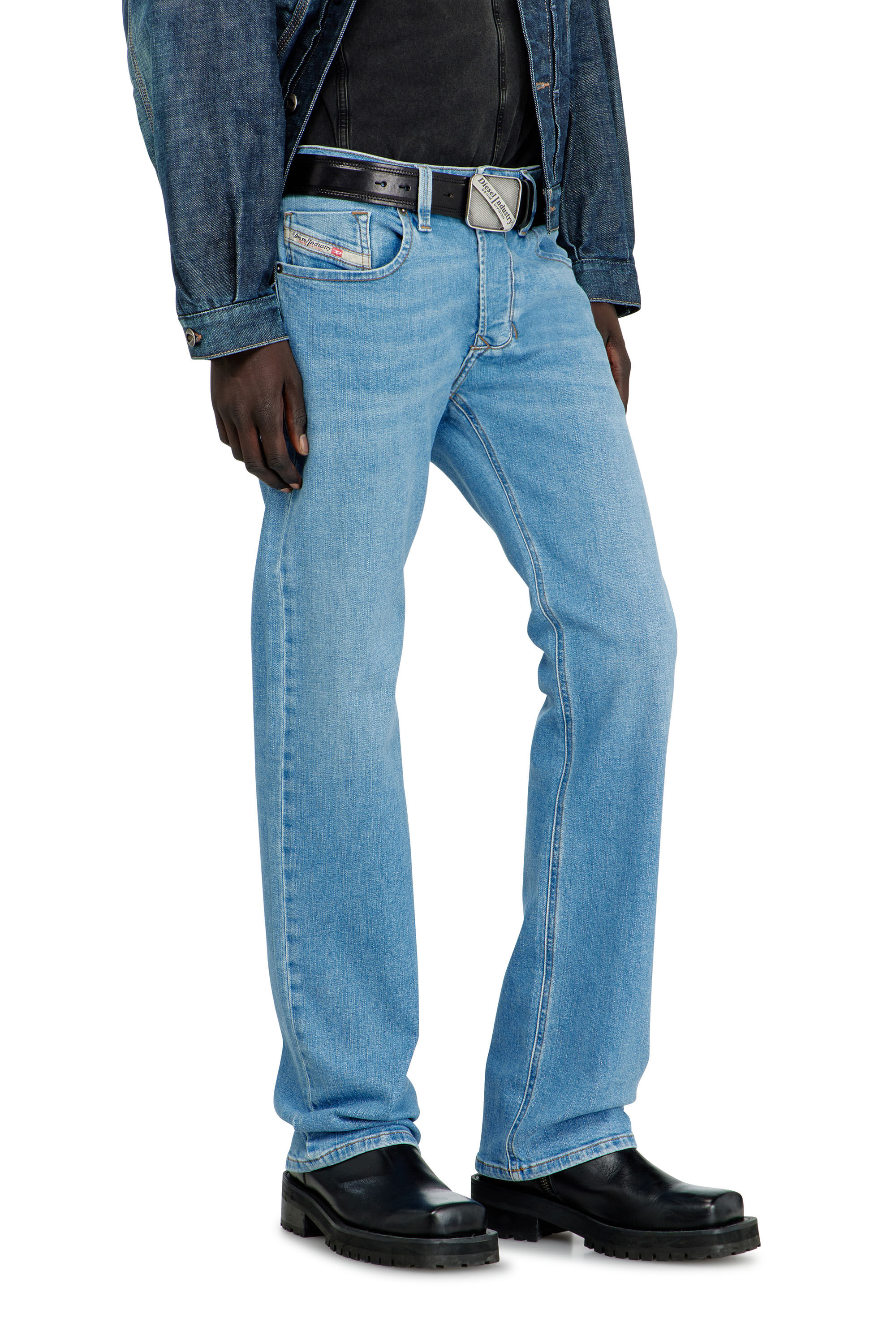 Diesel - Regular Jeans 1985 Larkee 0HDBJ Homme, Bleu Clair - Image 7