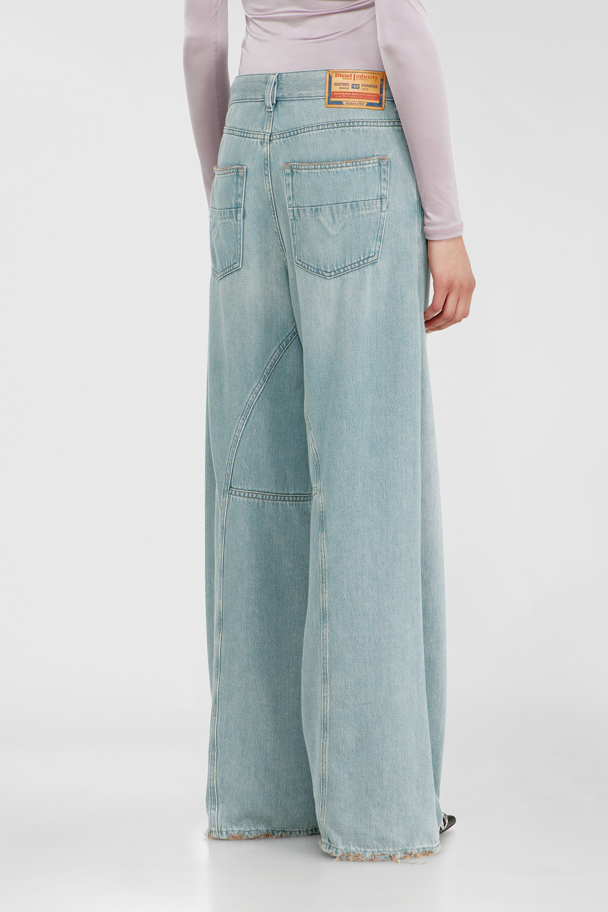 Diesel - Relaxed Jeans 1996 D-Sire 09P84 Femme, Bleu Clair - Image 5