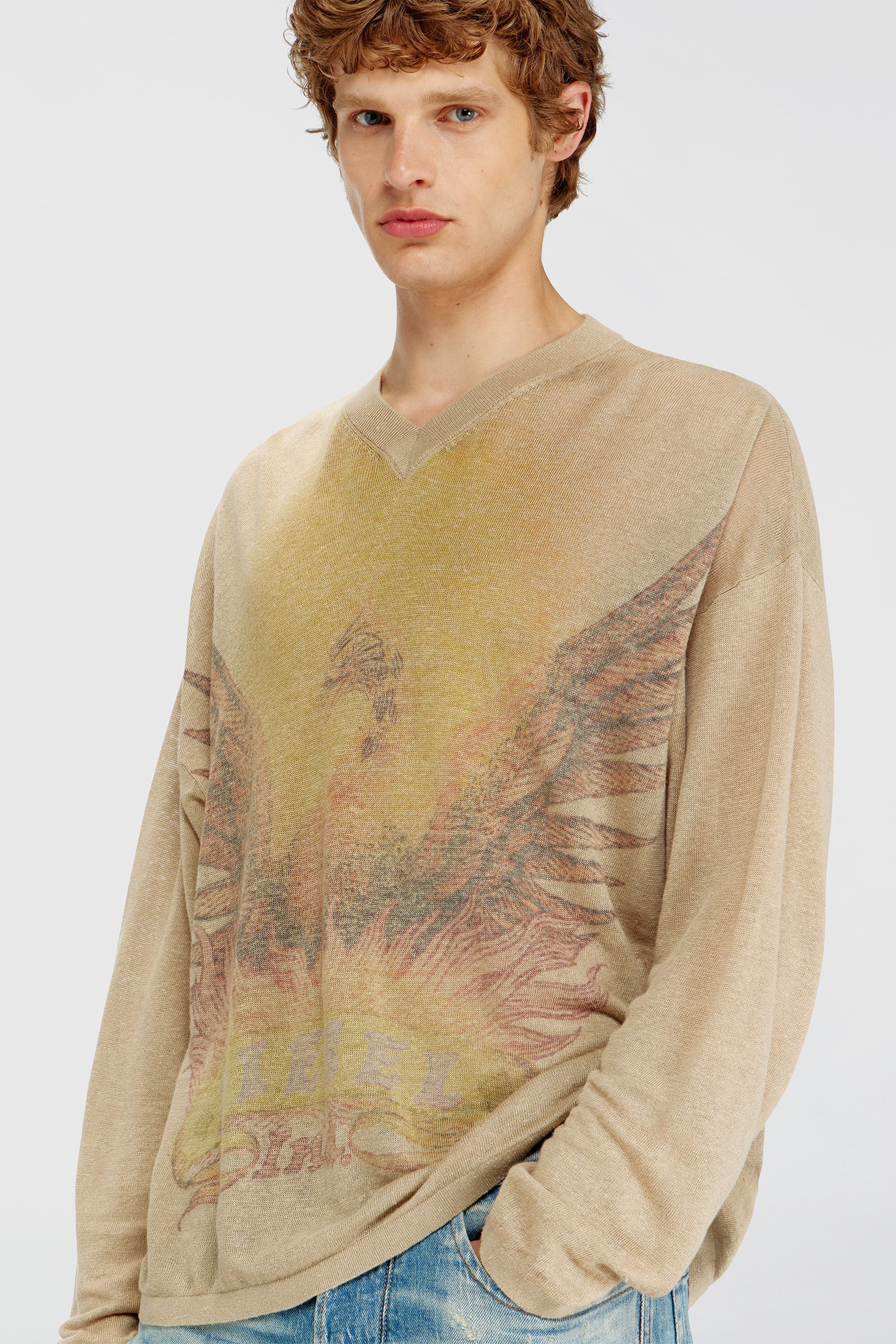 Diesel - K-ARMINS, Pull en lin avec imprim&eacute; Phoenix d&eacute;lav&eacute; Homme in Beige - 5