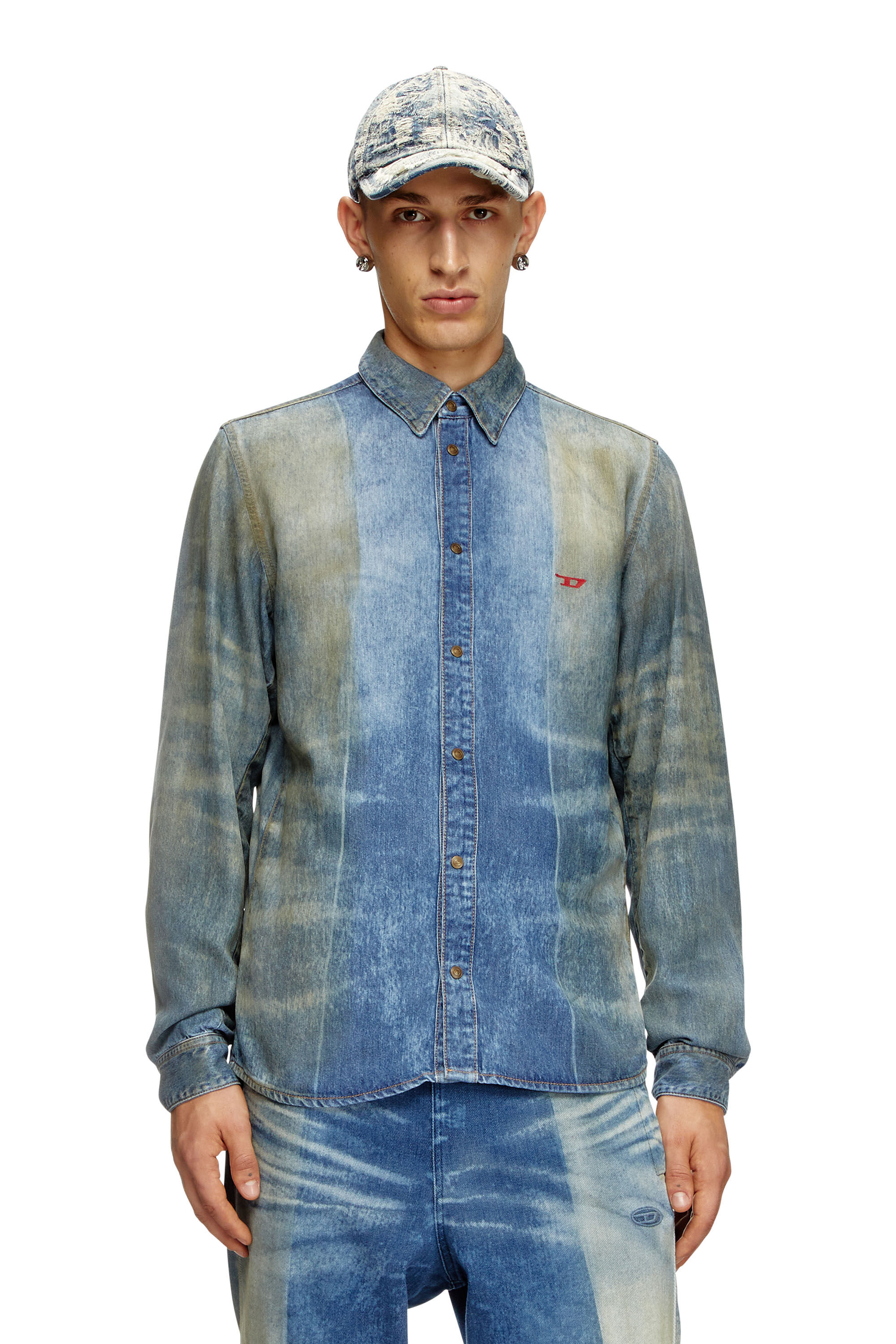 Diesel - D-FITTY-FSF, Chemise en denim avec plis solarisés Homme in Bleu - 3