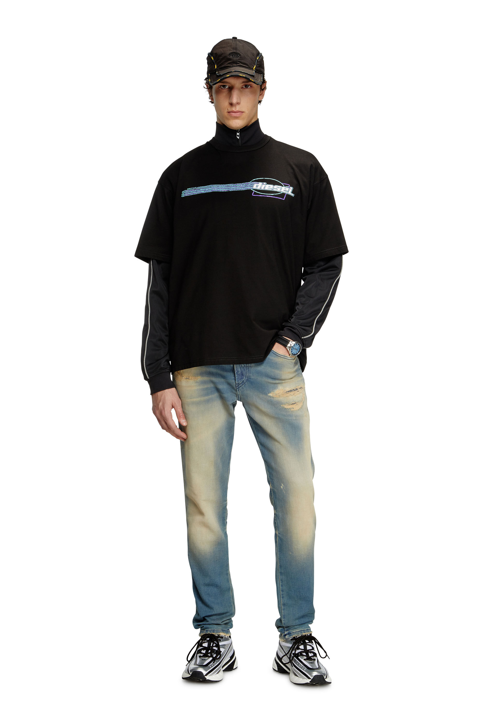 Diesel - T-BOXT-R16, T-shirt avec graphismes de logo floqué Homme in Noir - 1