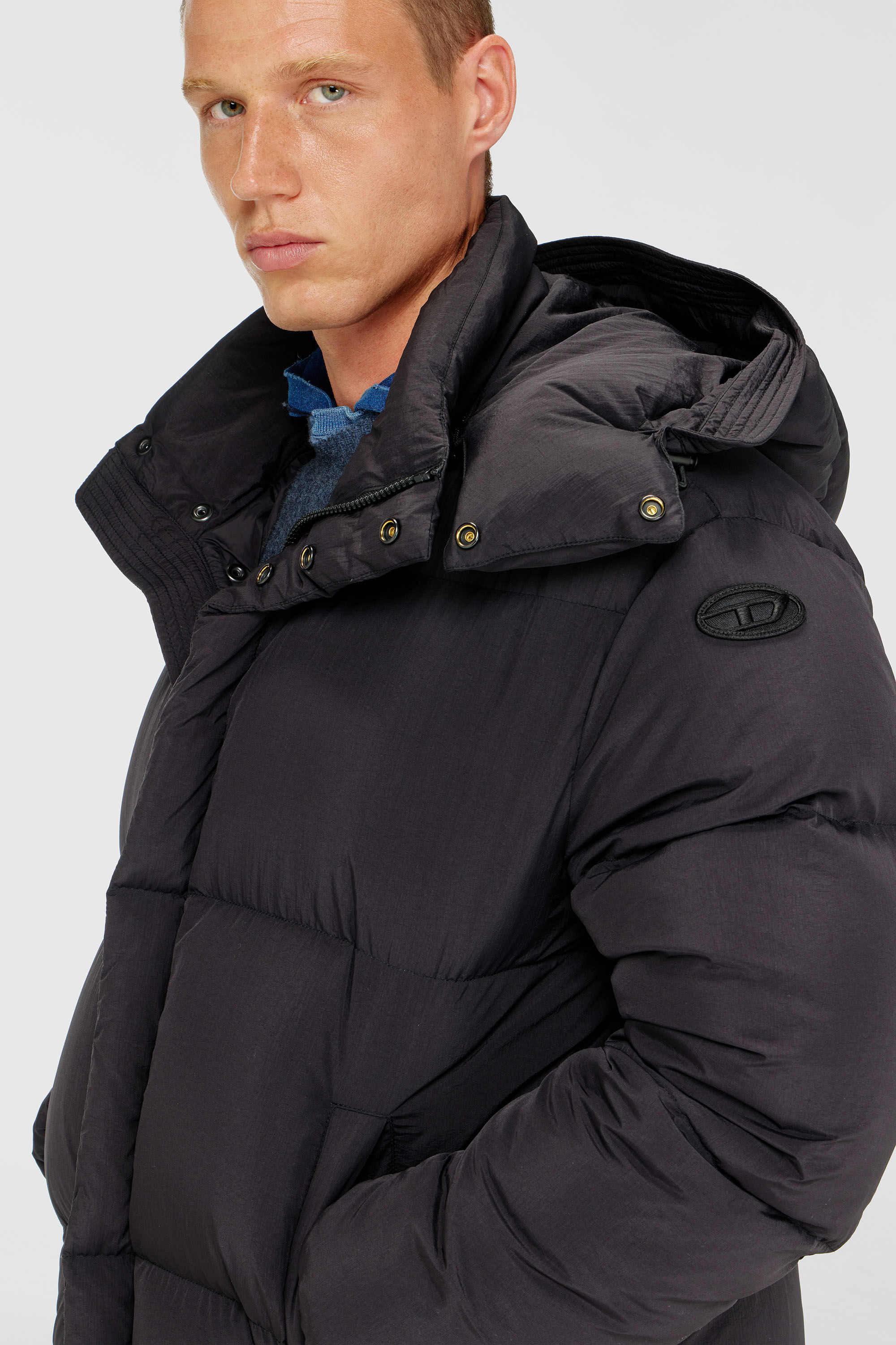 Diesel - W-ROLFYS-WRD, Veste matelass&eacute;e en Taslan ViralOff&reg; Homme in Gris - 5
