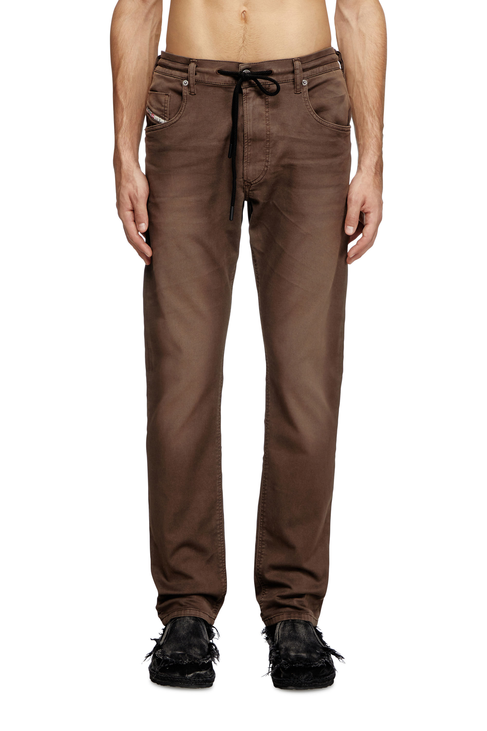 Diesel - Regular 2030 D-Krooley Joggjeans® 0670M Homme, Marron - Image 3