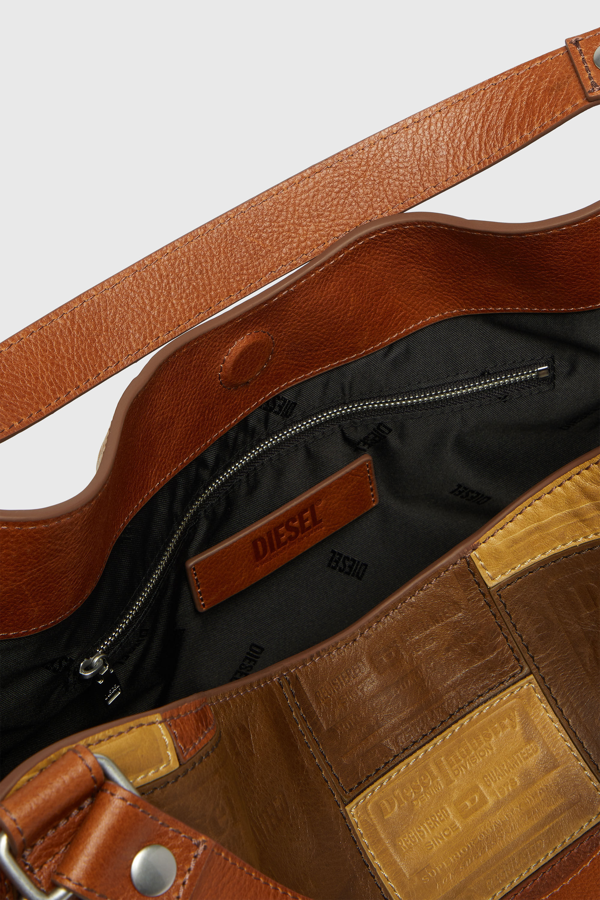Diesel - D-ONE TOPHANDLE M, D-One-Sac medium &agrave; poign&eacute;e sup&eacute;rieure en cuir patchwork Mixte in Marron - 4