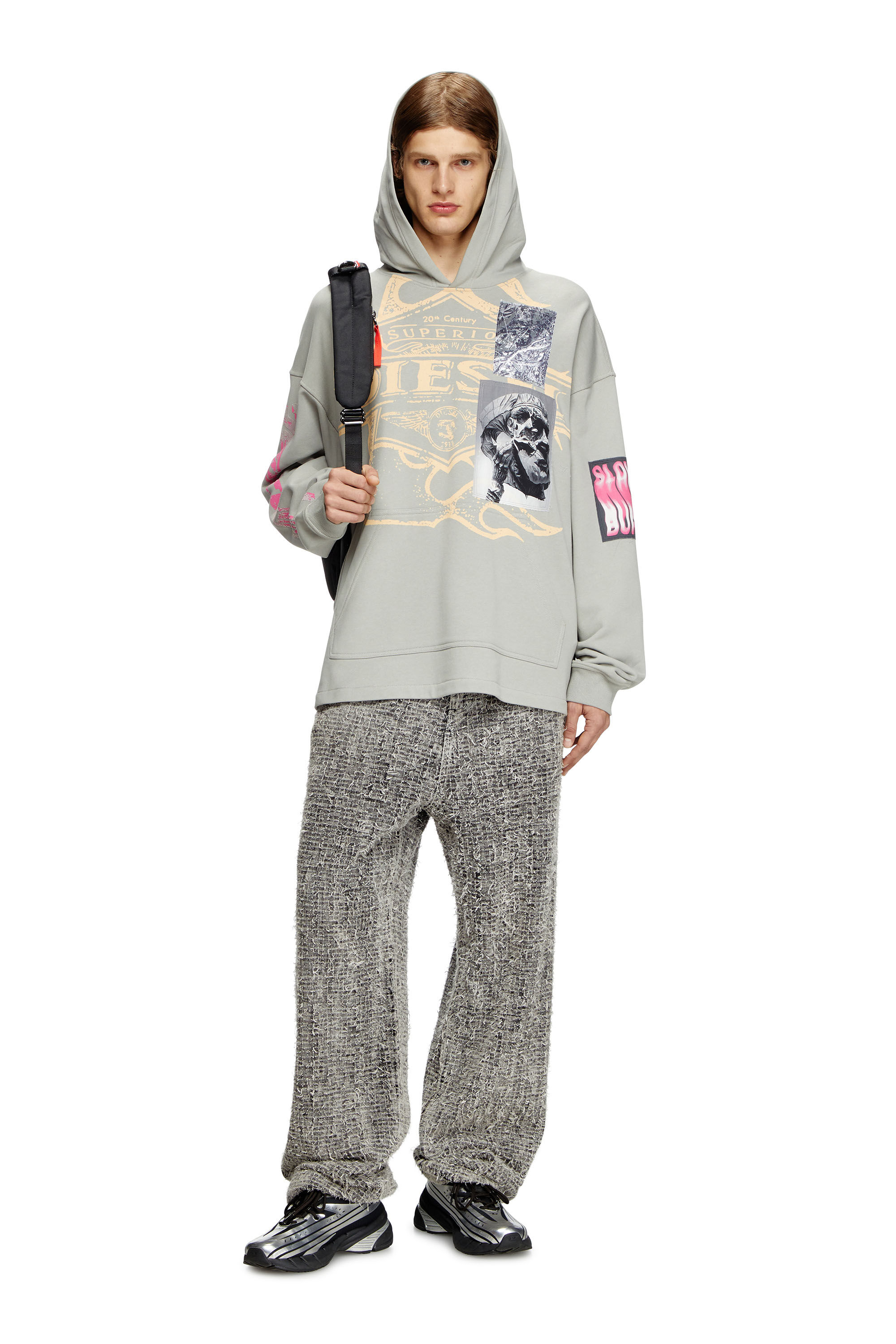 Diesel - S-BAXT-HOOD-R1, Sweat-shirt à capuche avec imprimés et empiècements à logo Homme in Gris - 1