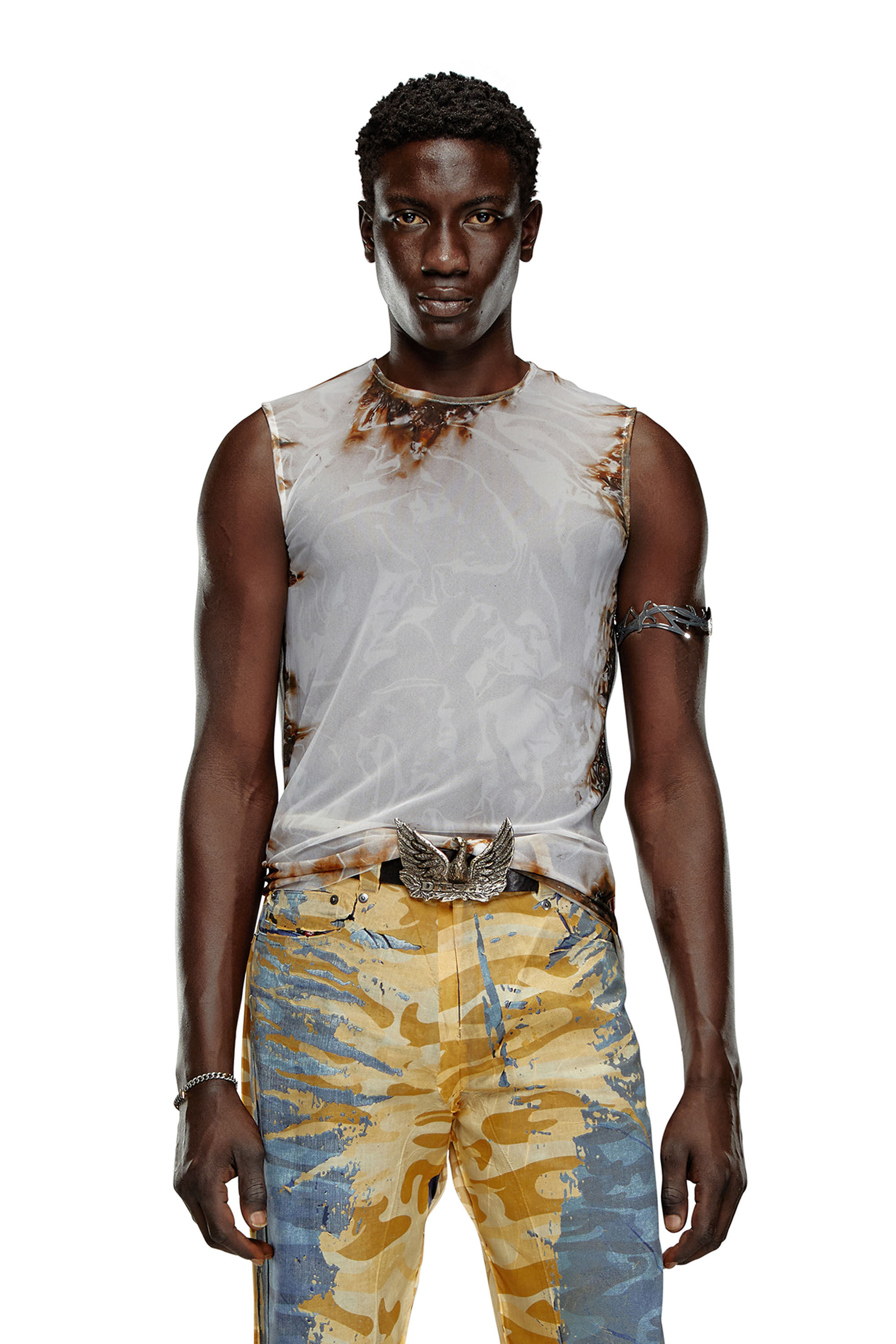 Diesel - T-BISCO-BURN-ART, Top en tulle avec imprimé plastique brûlé Homme in Polychrome - 3