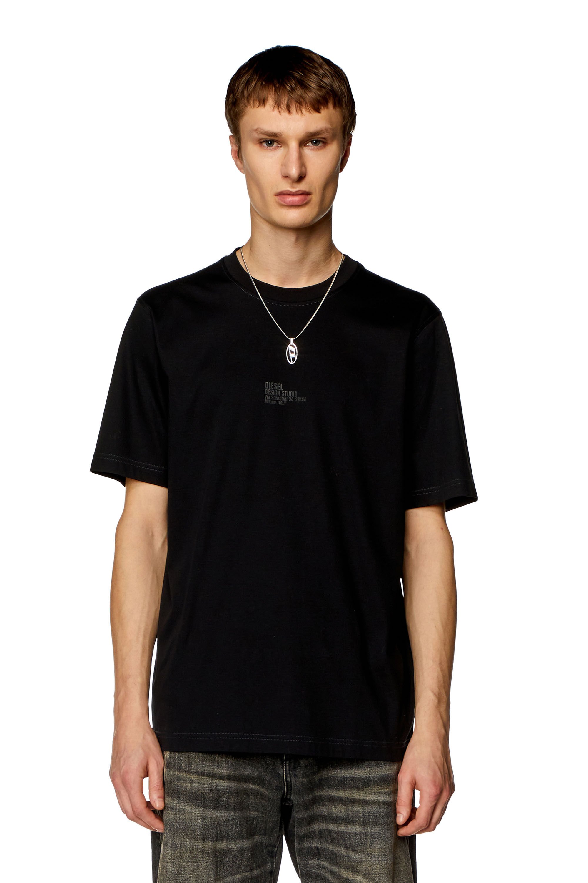 Diesel - T-MUST-SLITS-N2, Homme T-shirt avec imprimé Diesel Studio in Noir - Image 3
