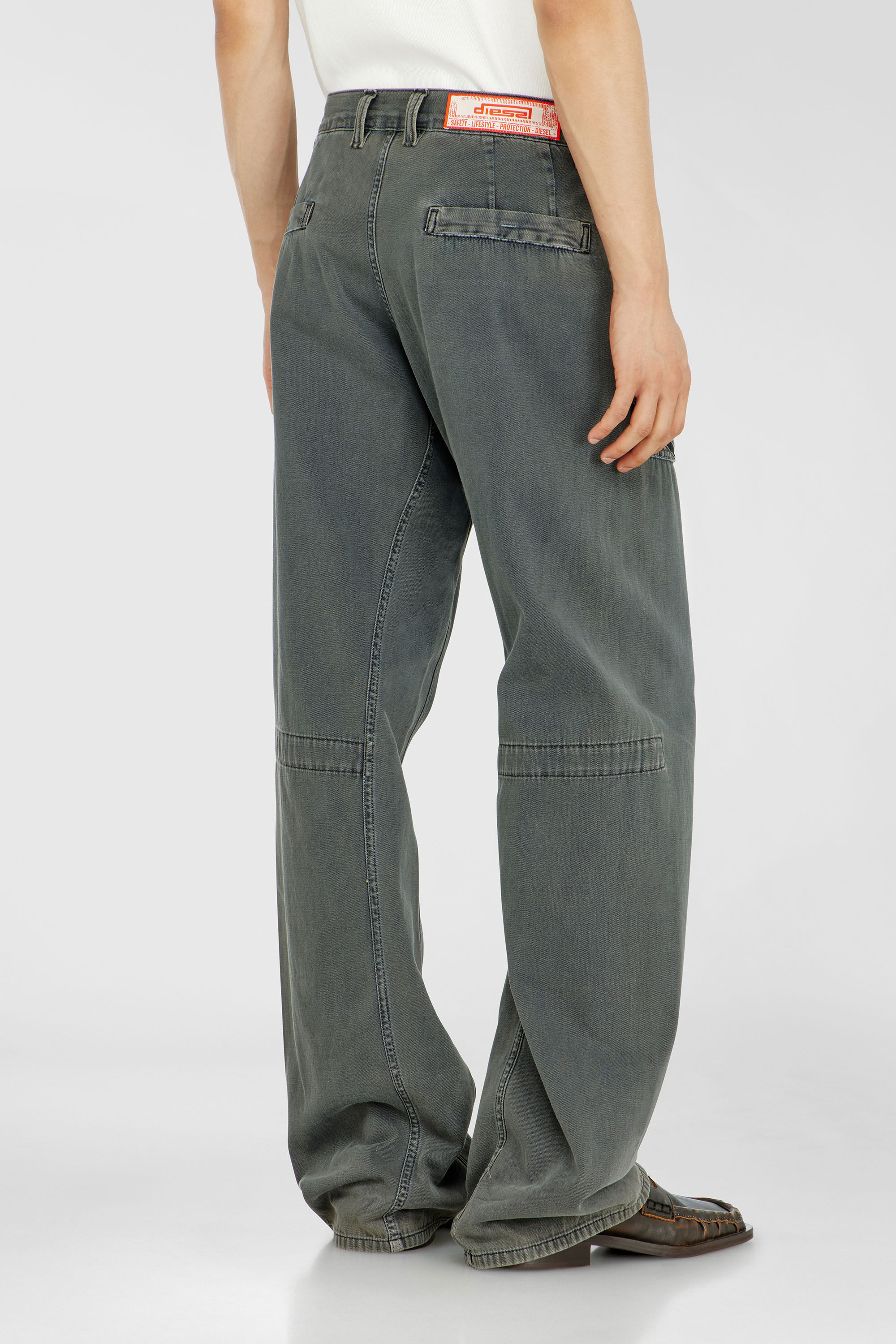 Diesel - Relaxed Jeans D-Zeta 068WR Homme, Gris - Image 5