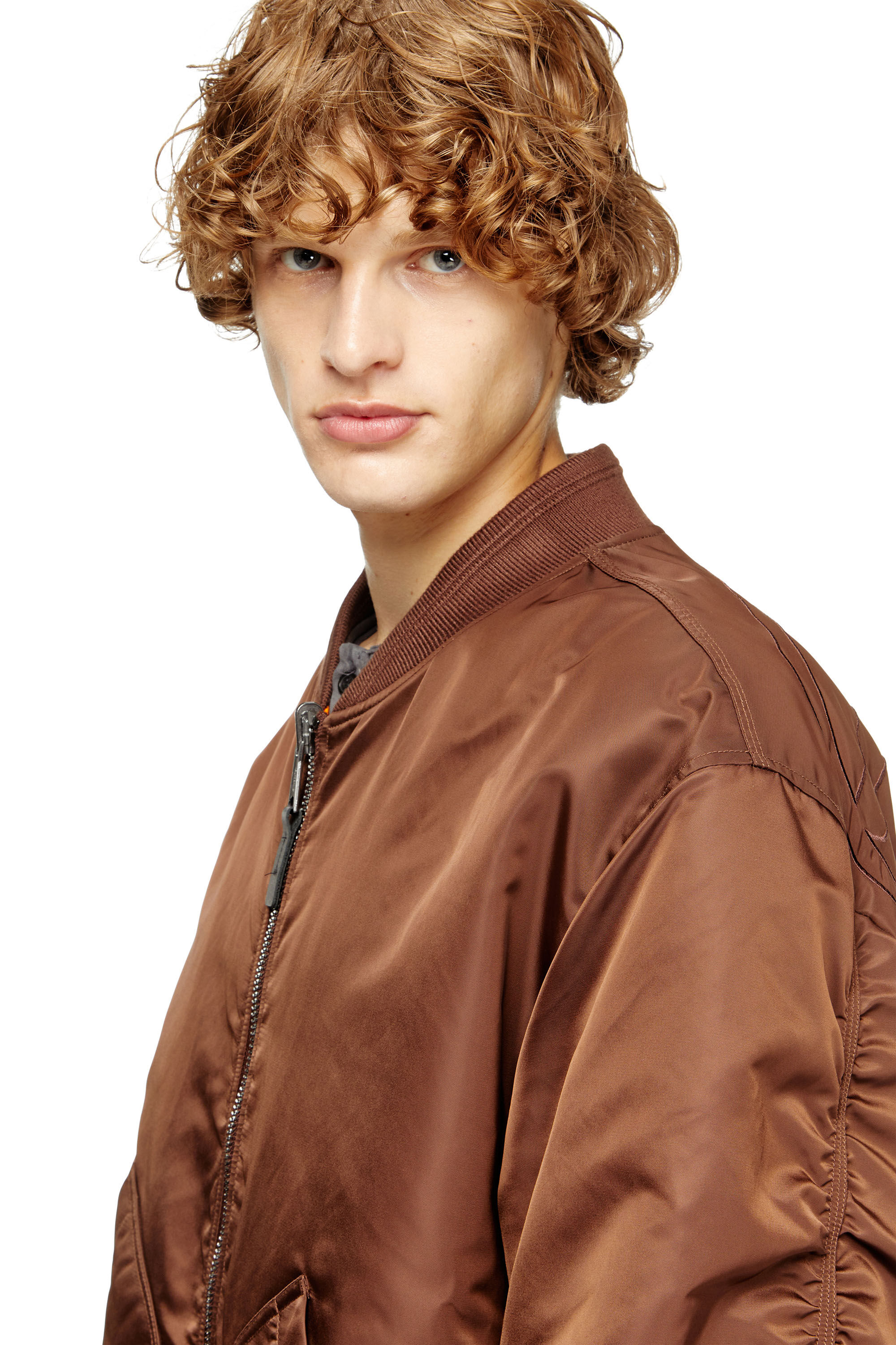 Diesel - J-HELD, Veste bomber en nylon rembourré avec Oval D Homme in Marron - 5