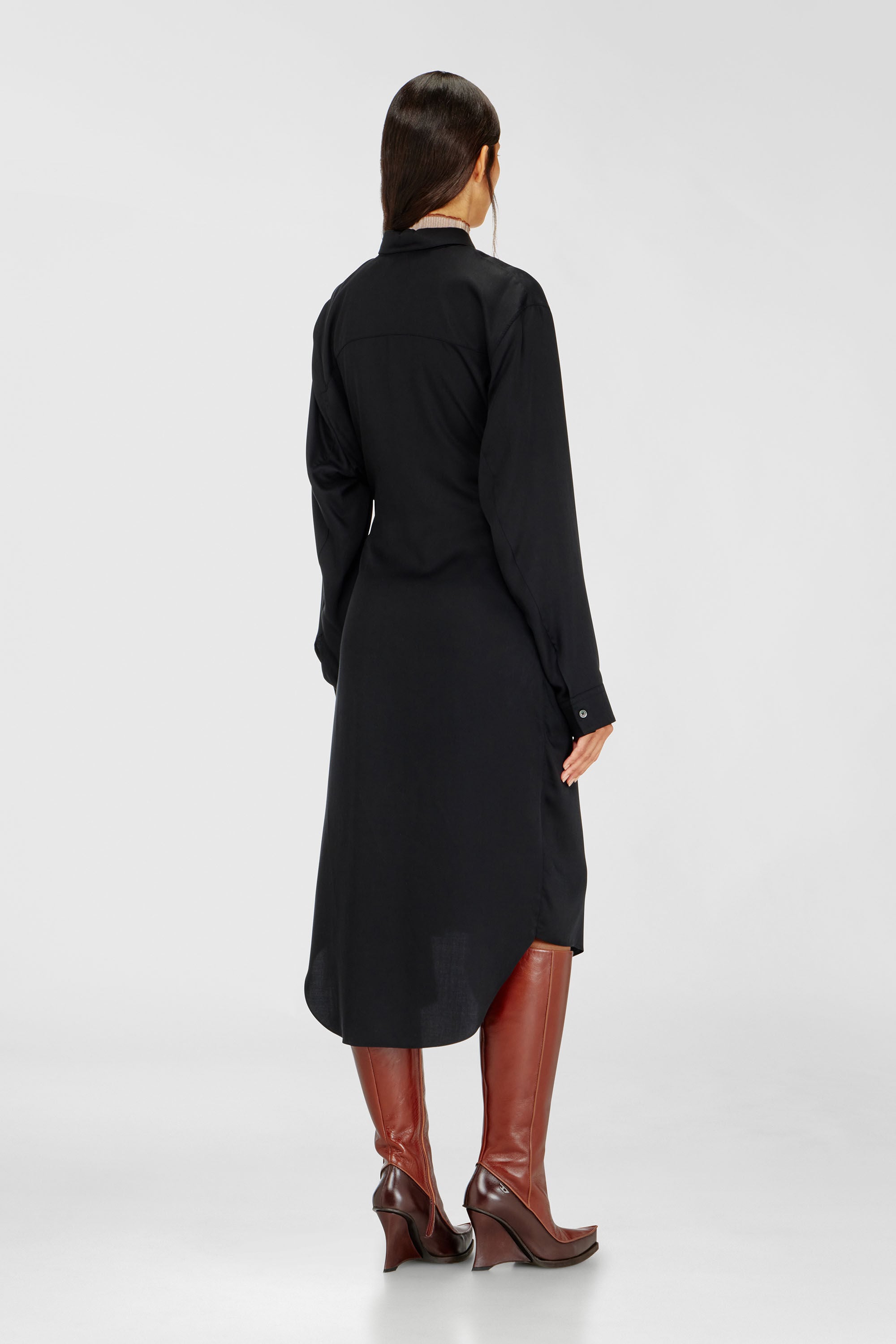 Diesel - D-ILETTA-S1, Robe-chemise midi avec d&eacute;tail torsad&eacute; Femme in Noir - 4