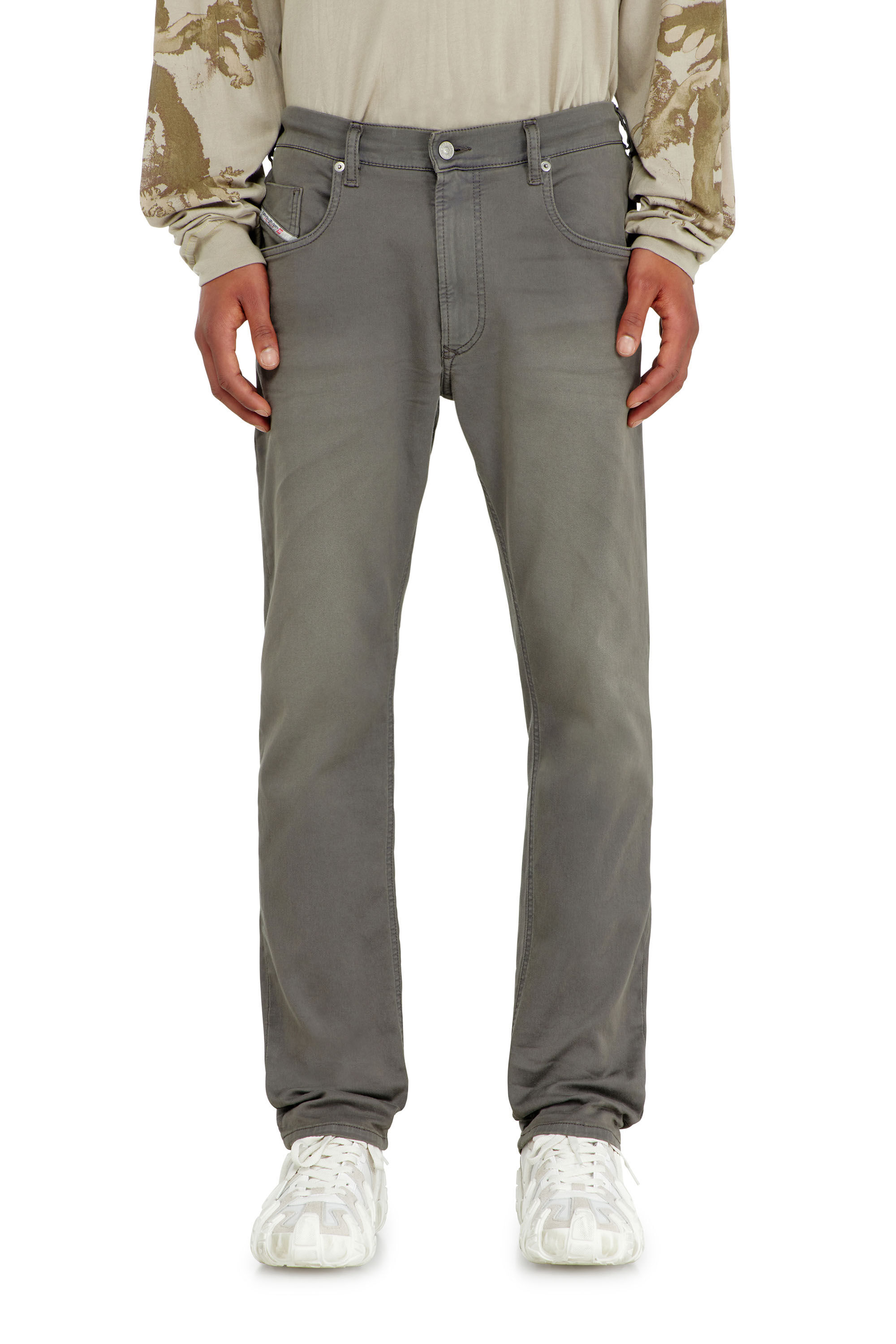 Diesel - Regular 2032 D-Krooley-BW Joggjeans&reg; 0670M Homme, Gris - Image 2