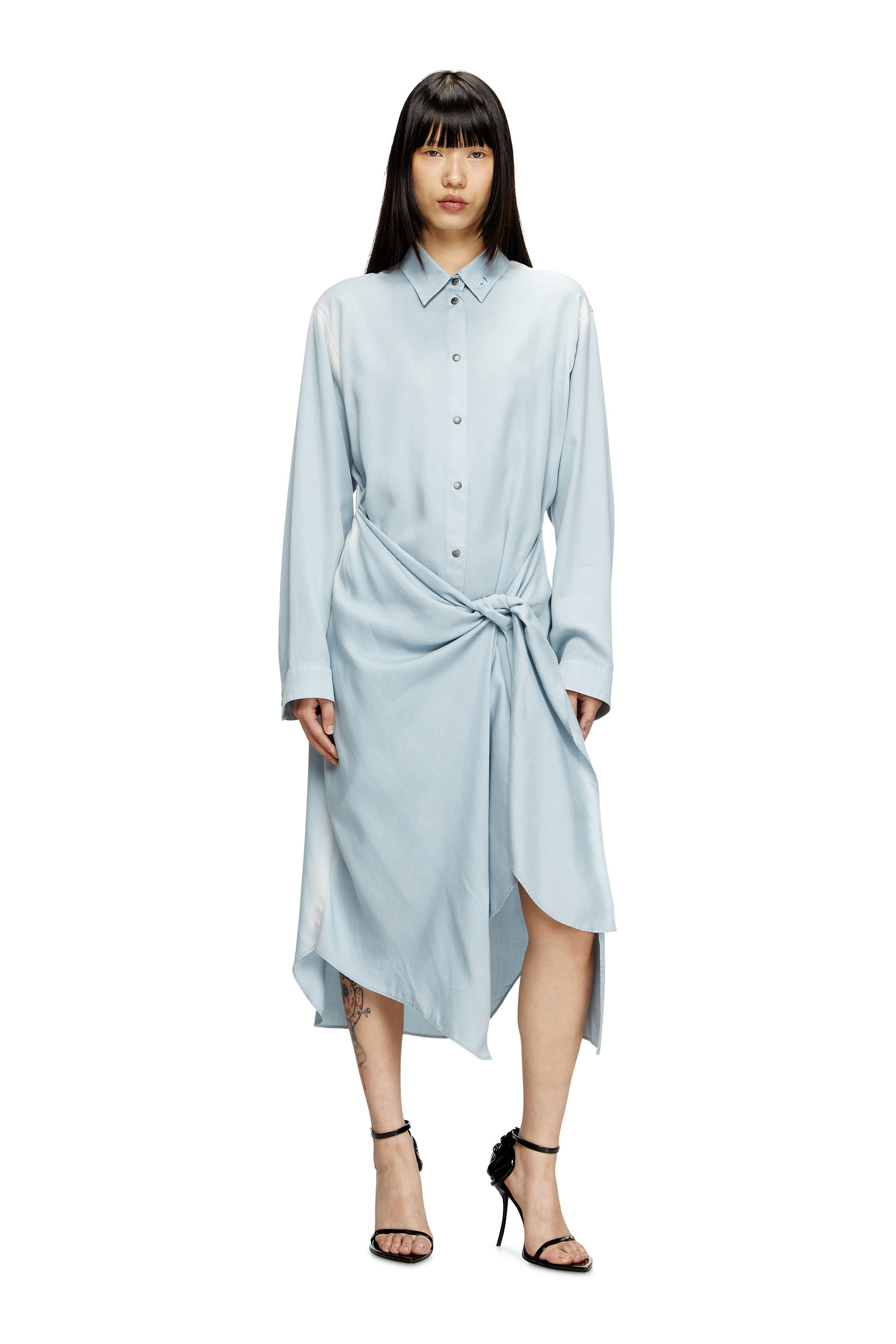 Diesel - D-ILETTA-R1, Robe chemise drapée en sergé traité Femme in Bleu - 2