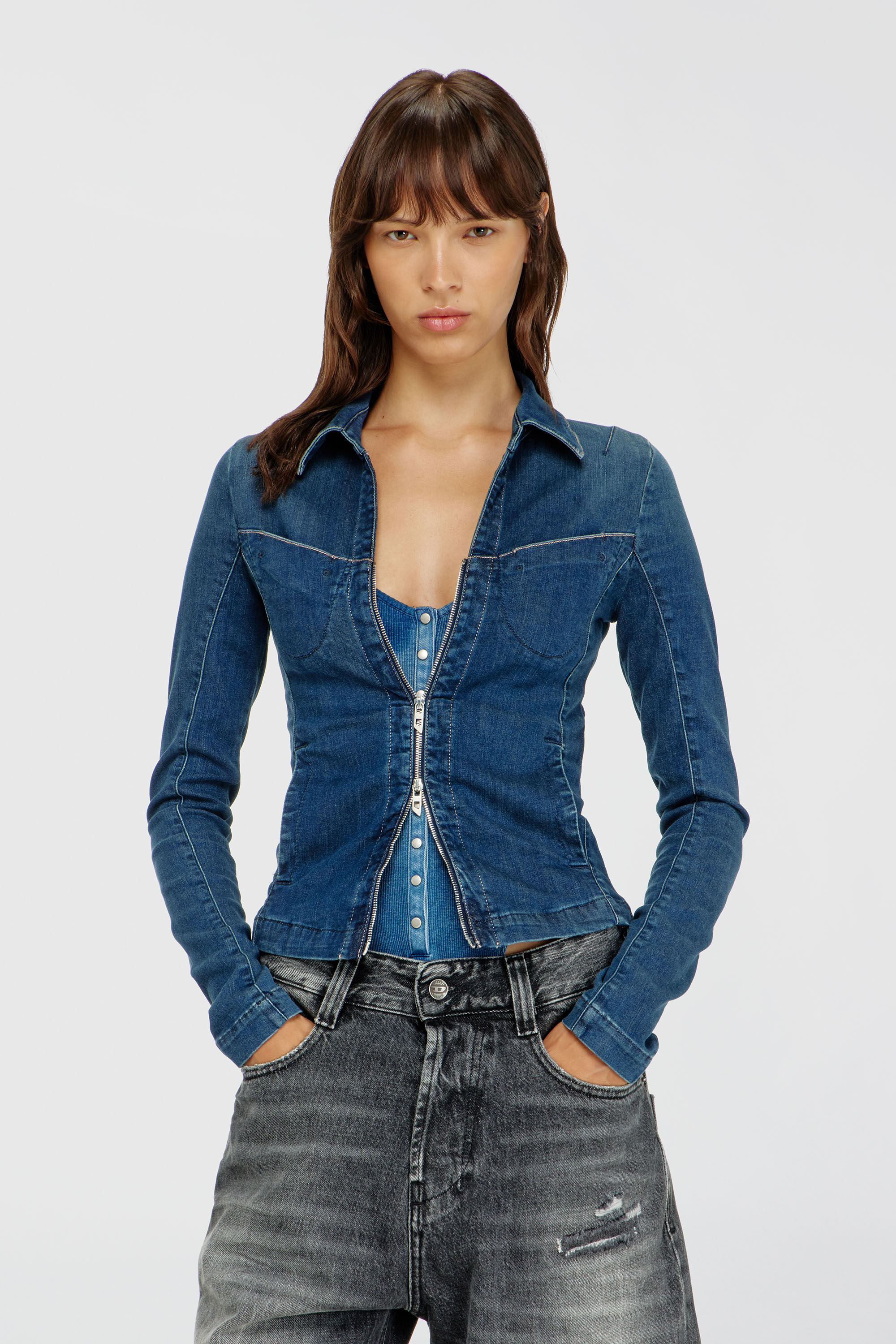 Diesel - DE-QUINOR-S1, Chemise zipp&eacute;e en denim Femme in Bleu - 3