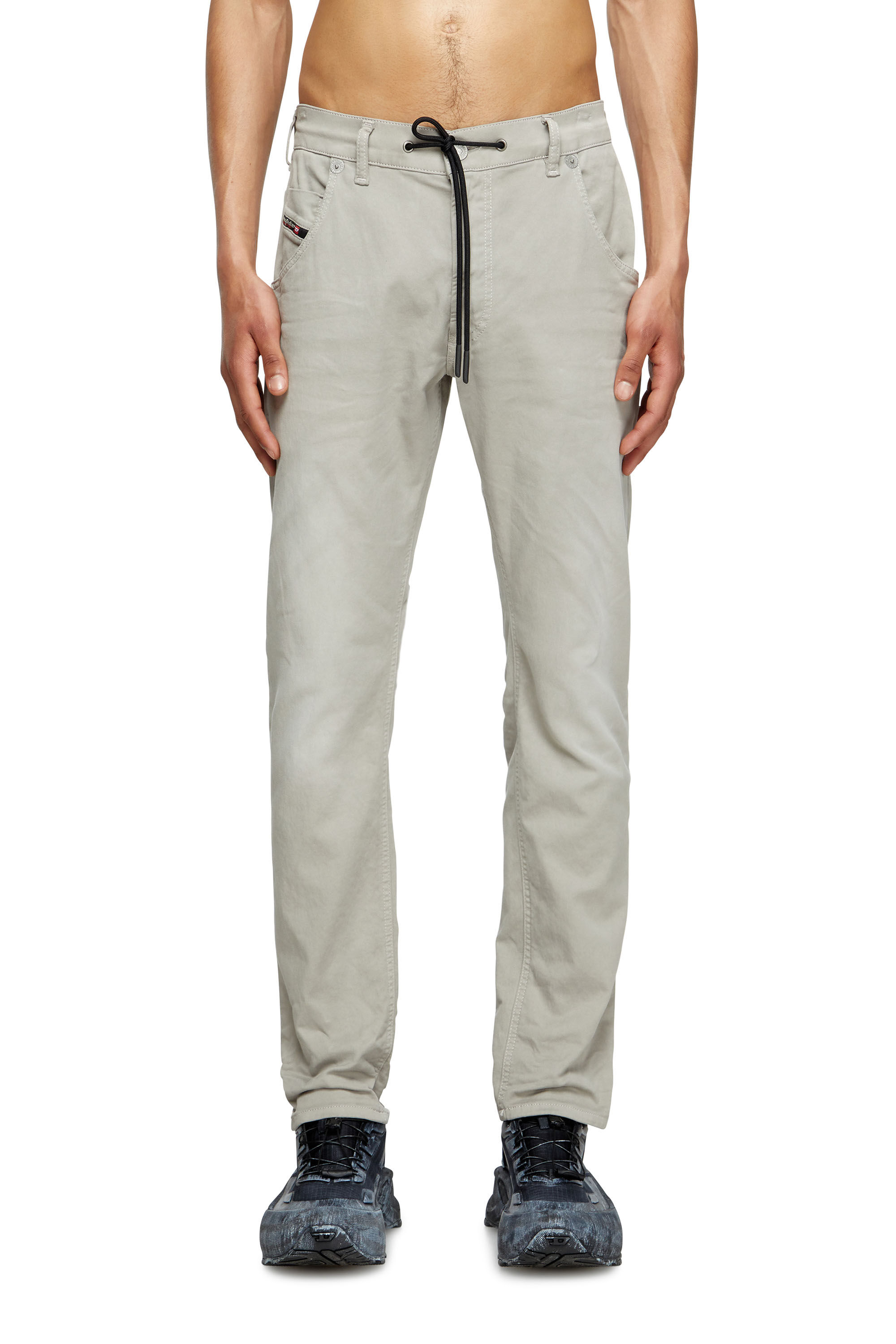 Diesel - Regular 2030 D-Krooley Joggjeans® 0670M Homme, Gris Clair - Image 3