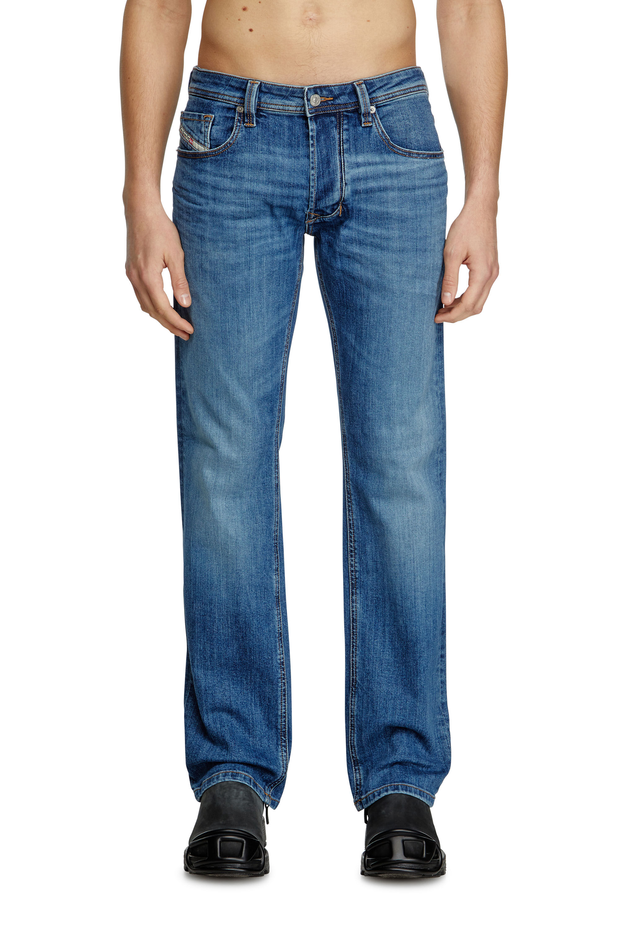 Diesel - Regular Jeans 1985 Larkee 0KIAL Homme, Bleu Clair - Image 3