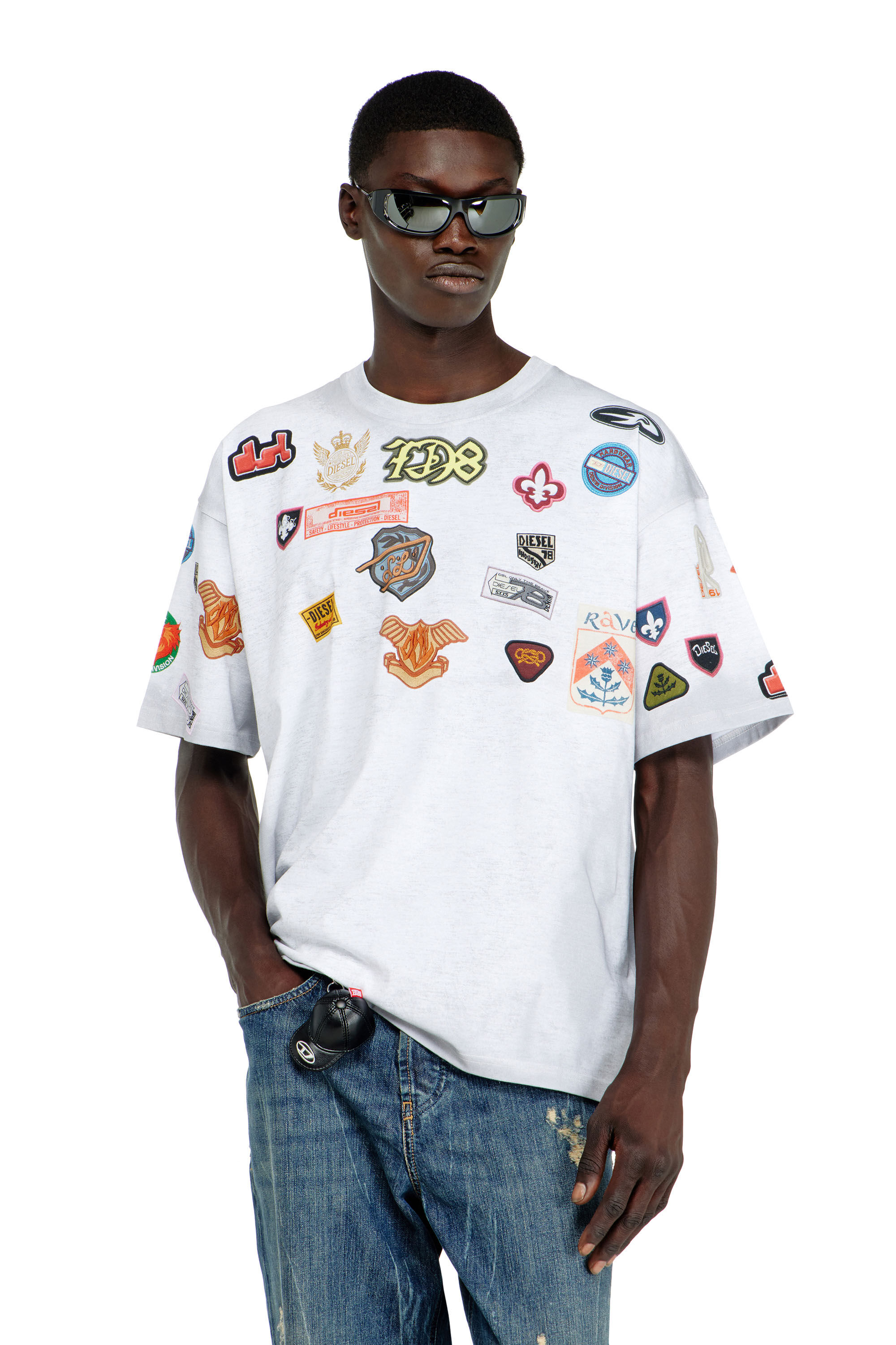 Diesel - T-BOXT-AA6, T-shirt en coton avec imprim&eacute; patchs all-over Homme in ToBeDefined - 3
