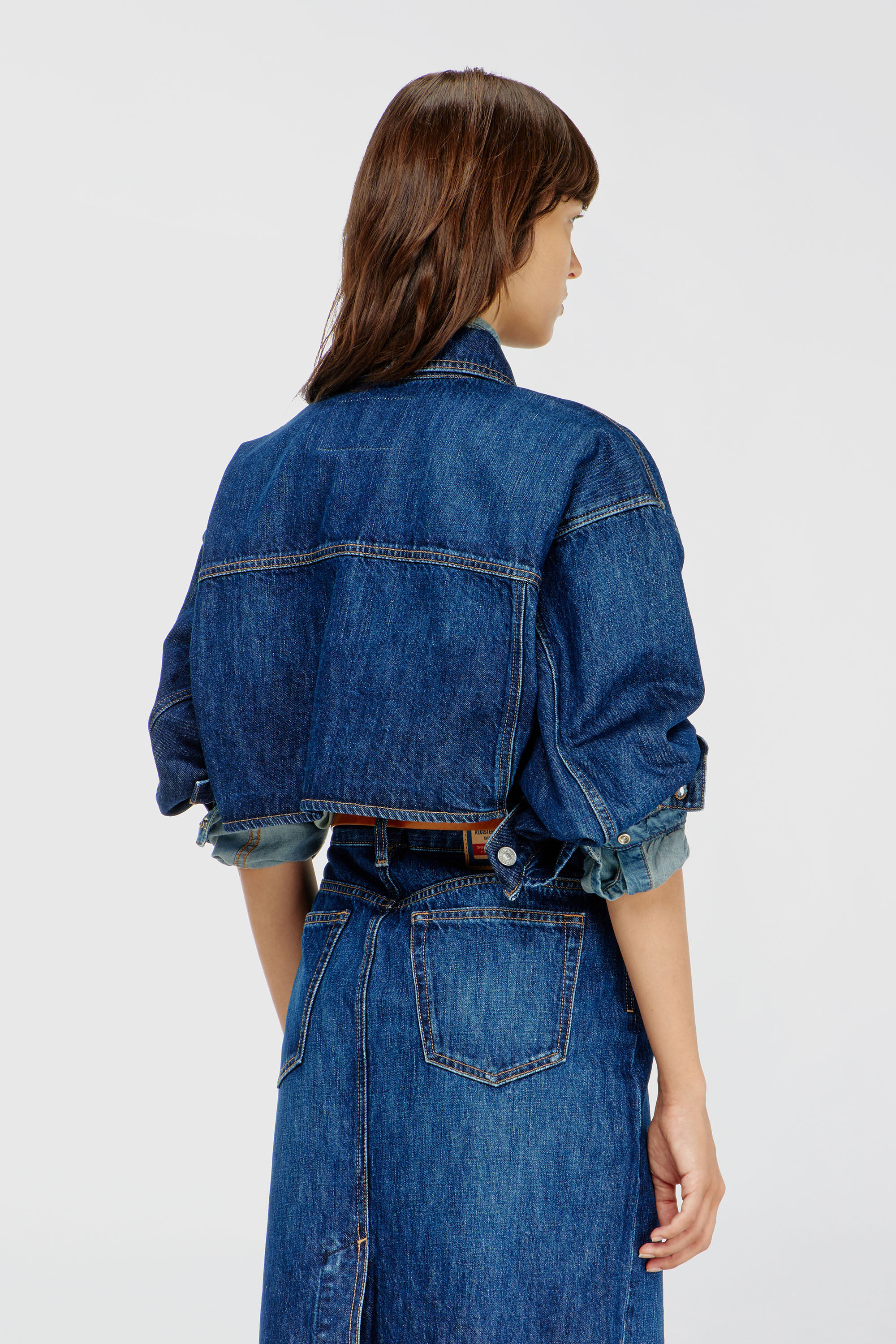 Diesel - DE-MALLEY, Veste trucker en denim cropped oversize Femme in Bleu - 4