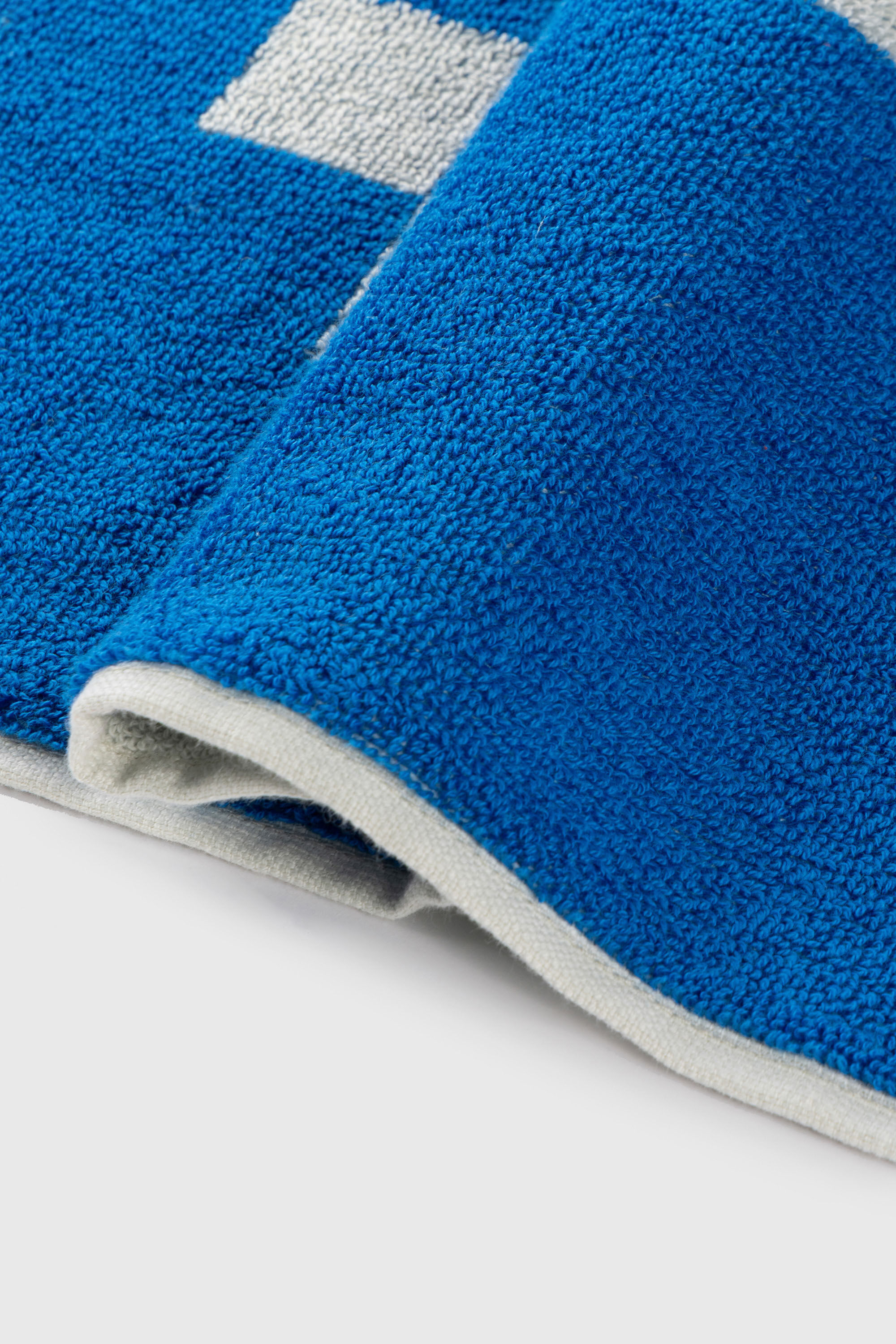 Diesel - 1018134  PIXEL TOYS 1 GREY/BLUE TOWEL, Serviette &eacute;ponge 100x180 cm Mixte in Bleu - 5