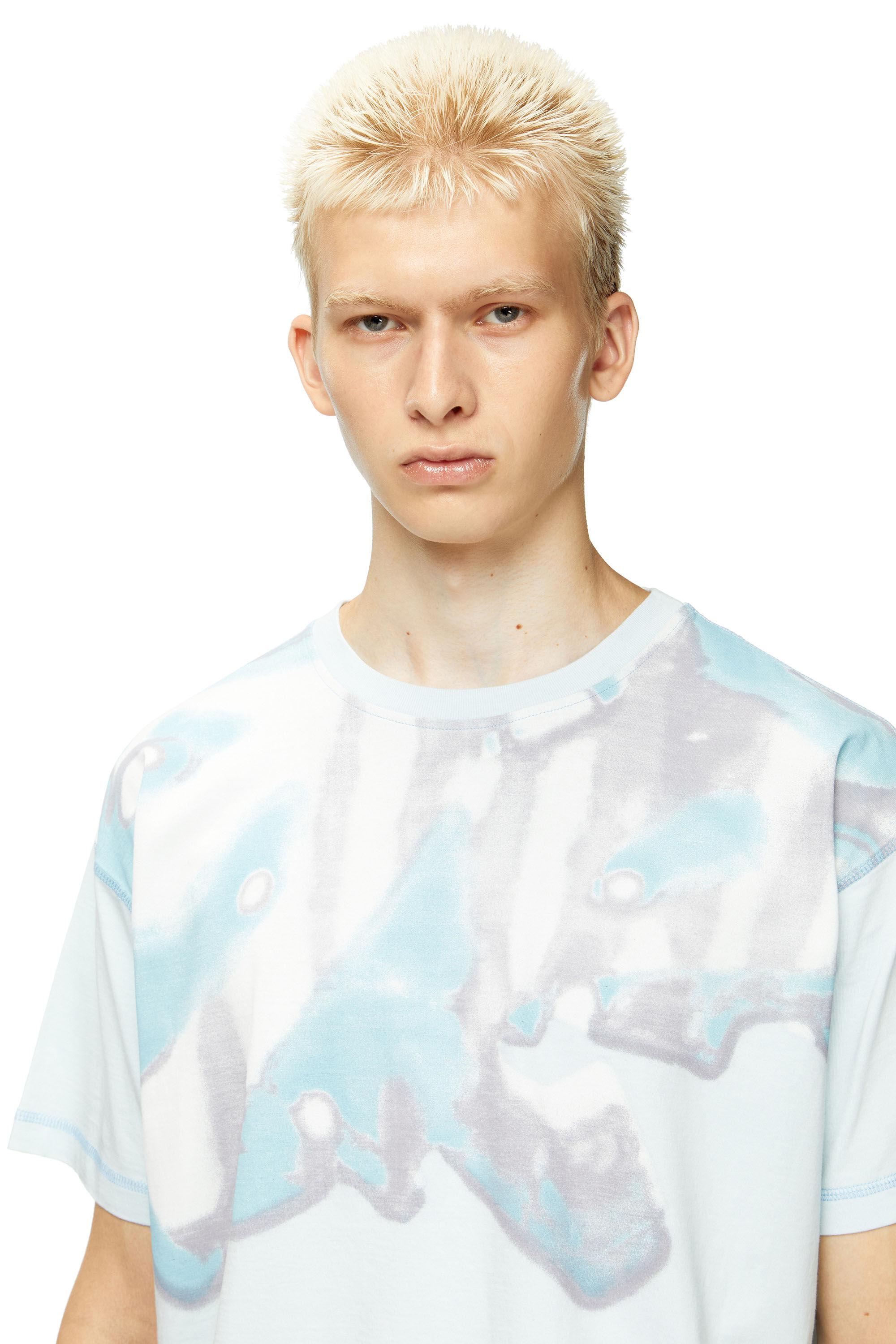 Diesel - T-GASPARD-IHBJ, T-shirt avec imprimé graphique délavé Homme in Bleu - 5