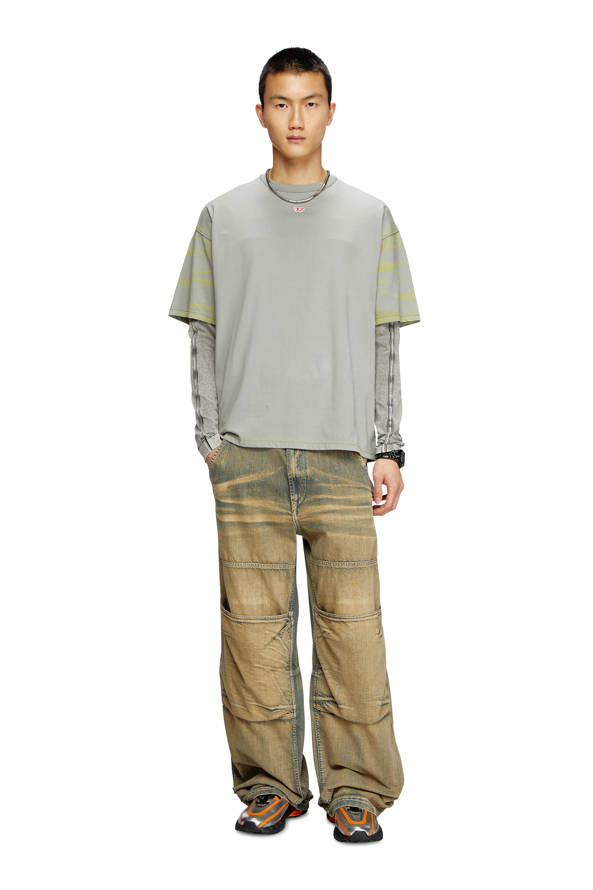 Diesel - T-ADJUST-R23, T-shirt avec effet pulvérisation Homme in Gris - 1
