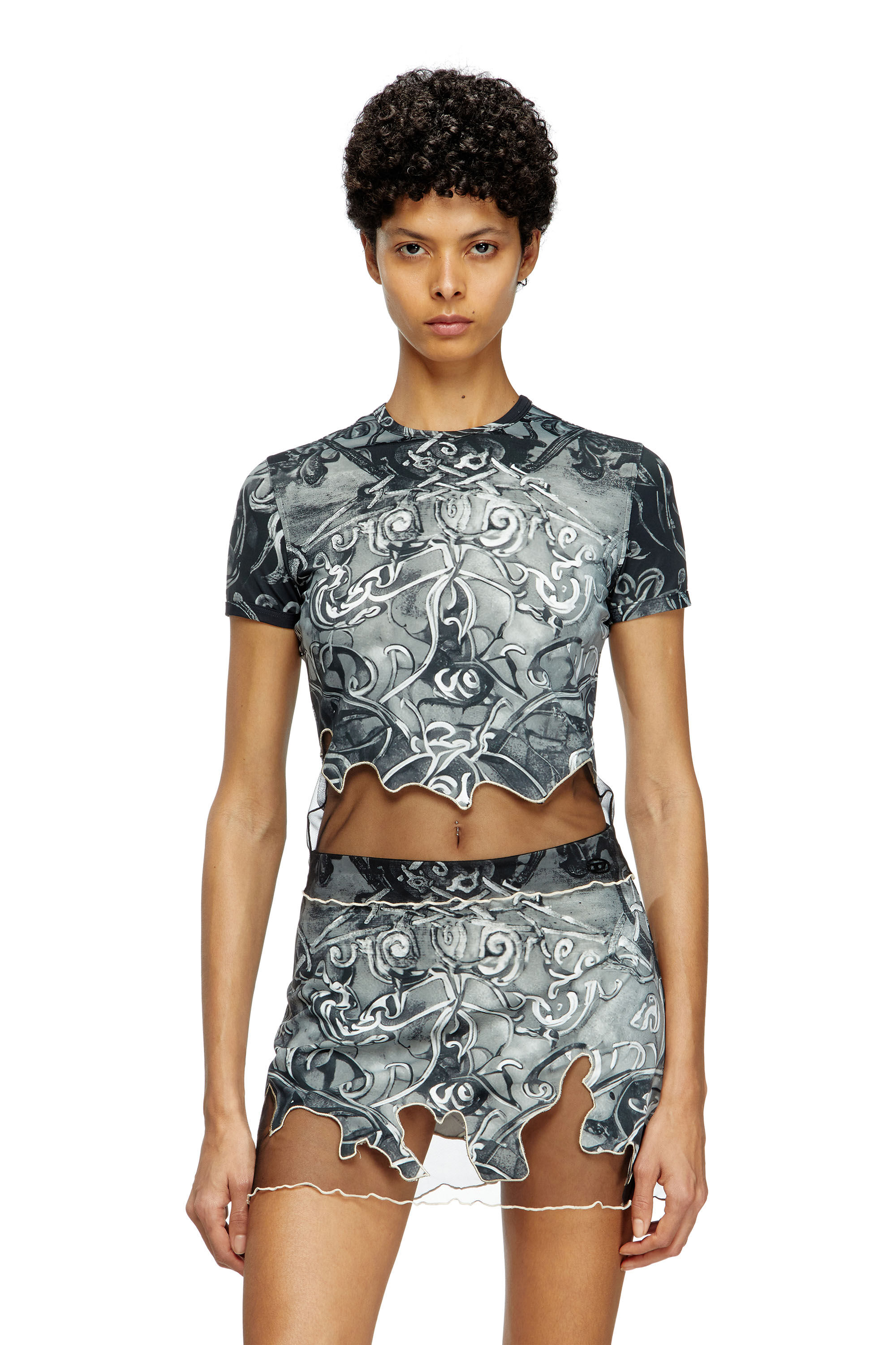 Diesel - T-INLAY, T-shirt en nylon avec imprimé héraldique Femme in Polychrome - 3