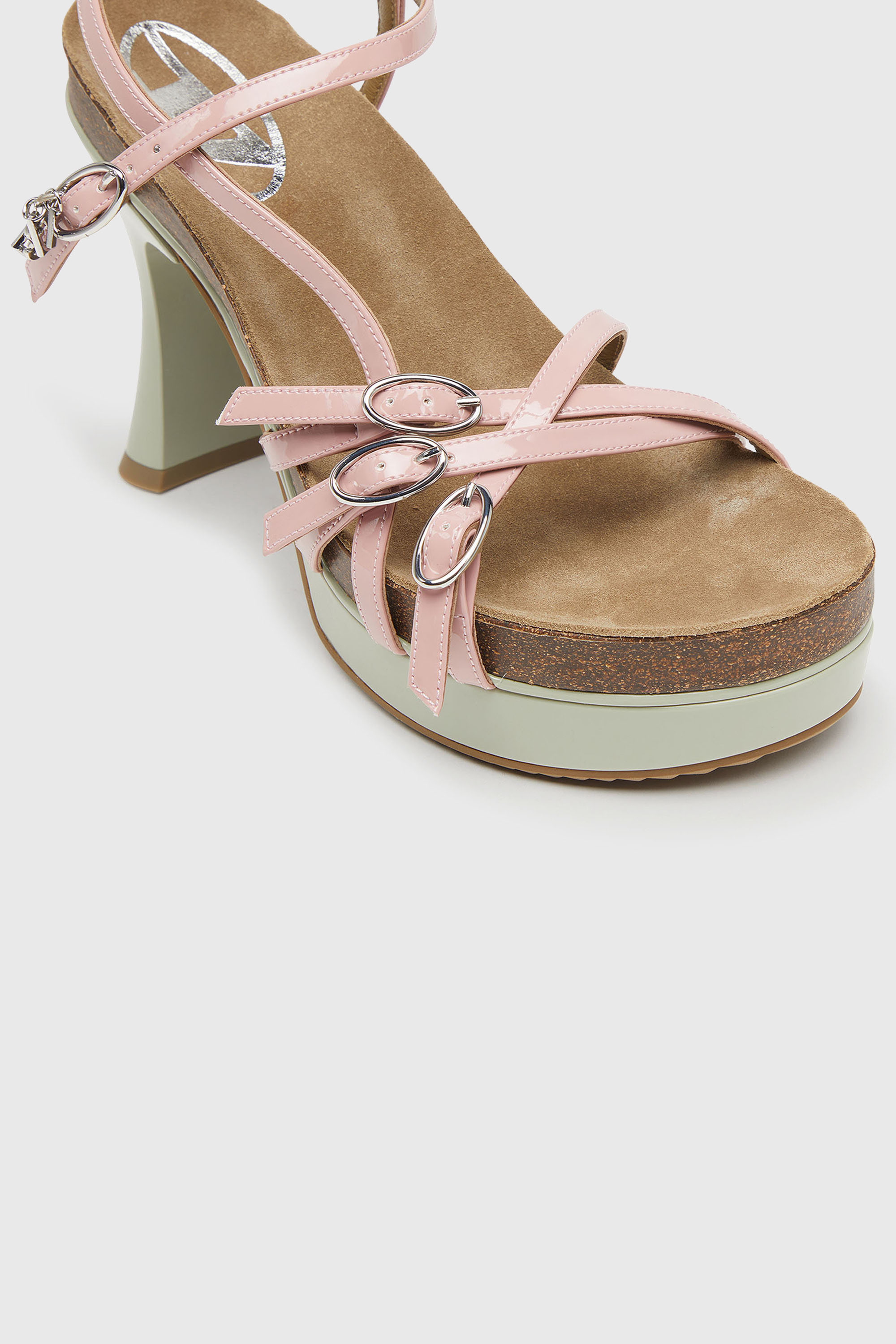 Diesel - D-WOODSTOCK 105 SANDAL, D-Woodstock-Sandales &agrave; plateforme &agrave; brides en PU brillant Femme in Polychrome - 6