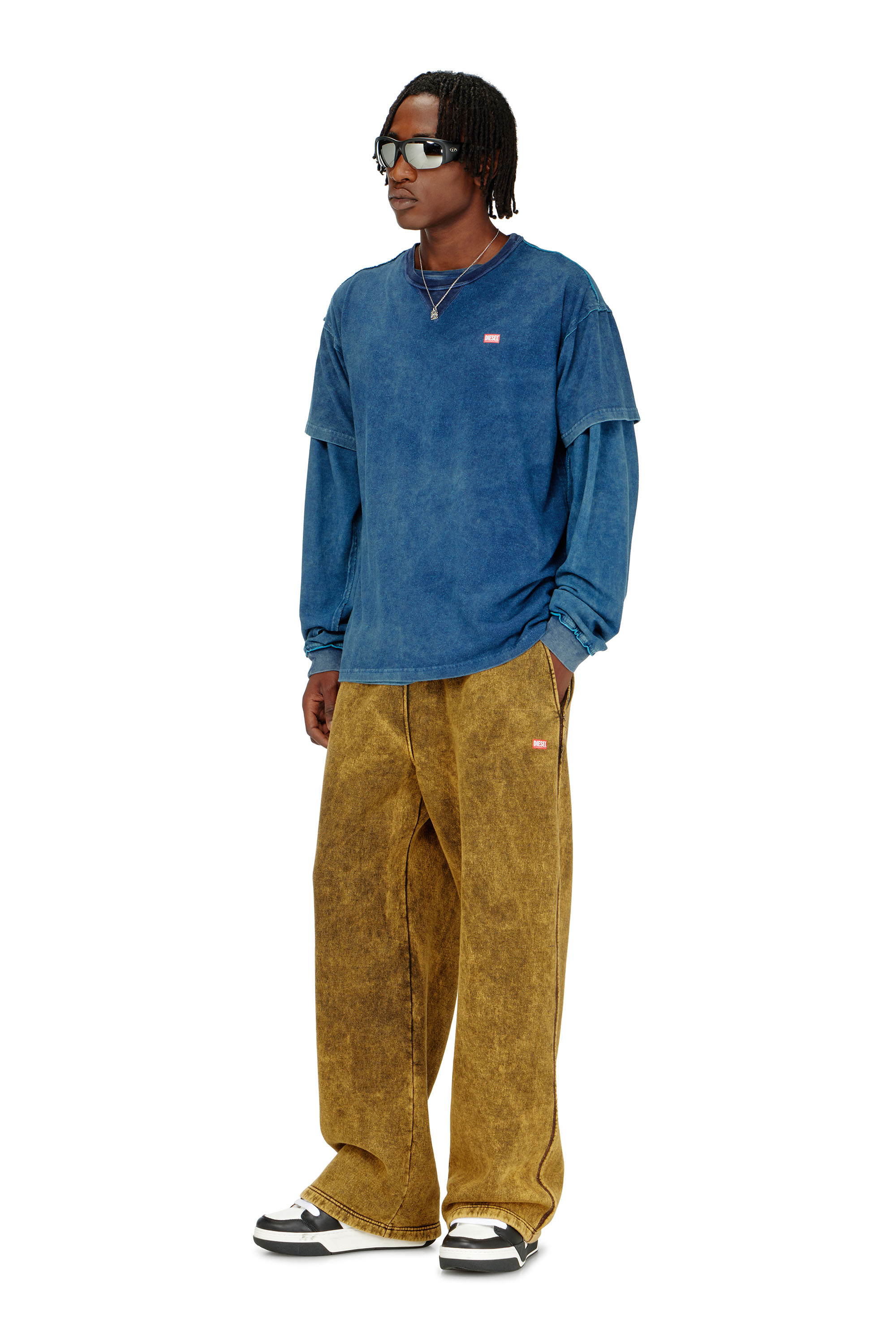 Diesel - T-NORM-RAW, T-shirt acid wash avec d&eacute;tails effiloch&eacute;s Homme in Bleu - 1