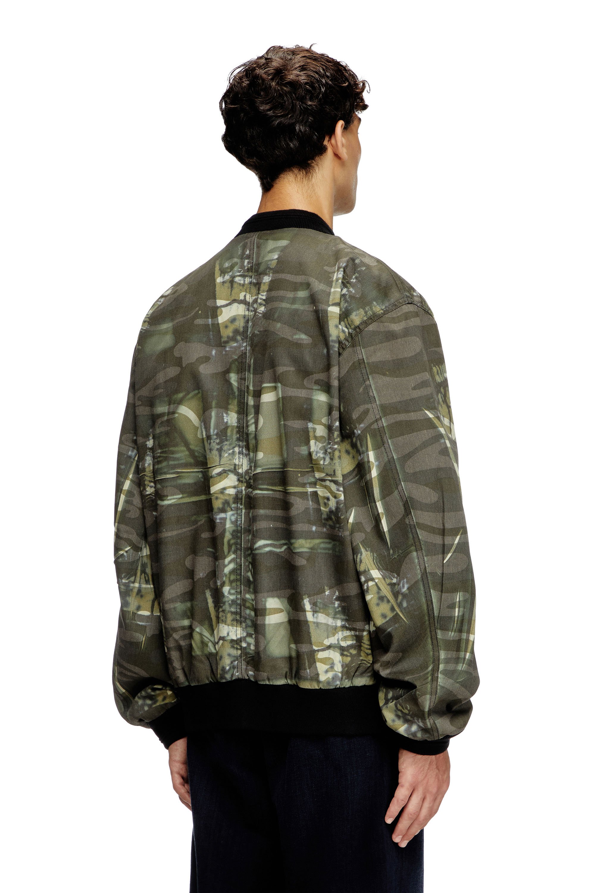 Diesel - J-MERTZ, Veste camouflage avec imprimé froissé Homme in Vert - 3