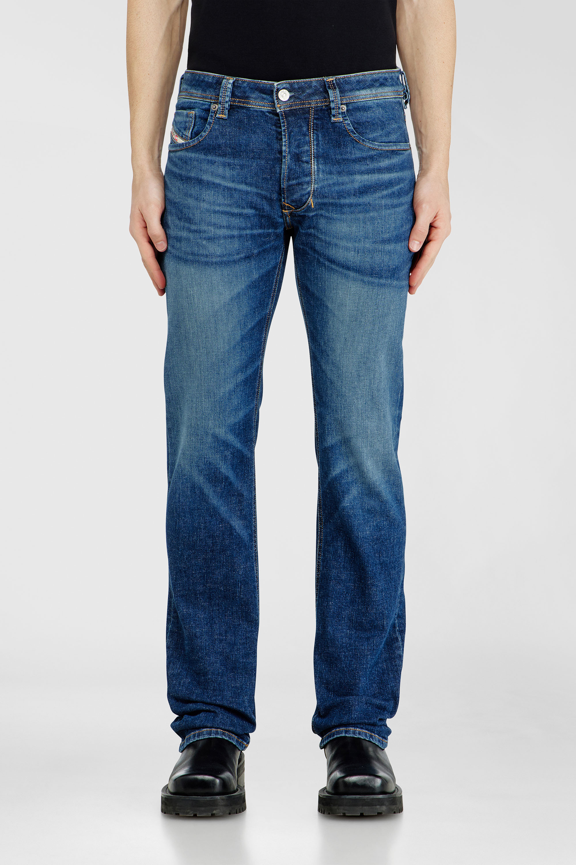 Diesel - Regular Jeans 1985 Larkee 09J47 Homme, Bleu Fonc&eacute; - Image 4