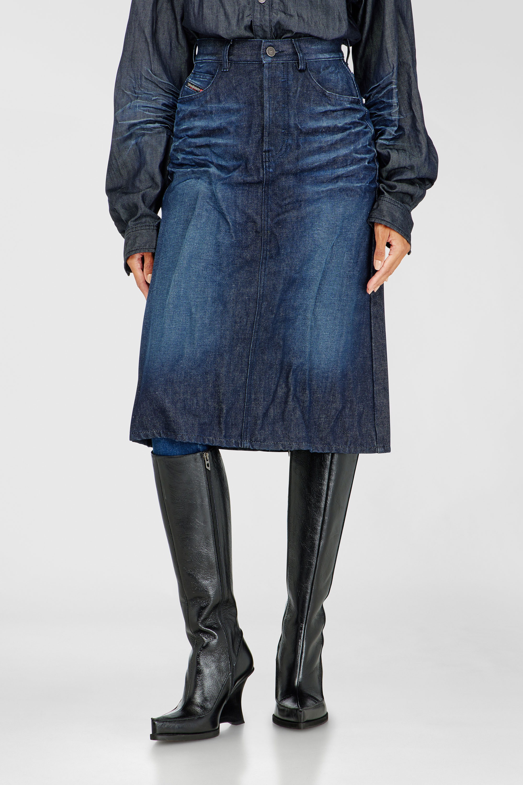 Diesel - DE-IRTI-FSJ, Jupe midi en denim froiss&eacute; Femme in Bleu - 1
