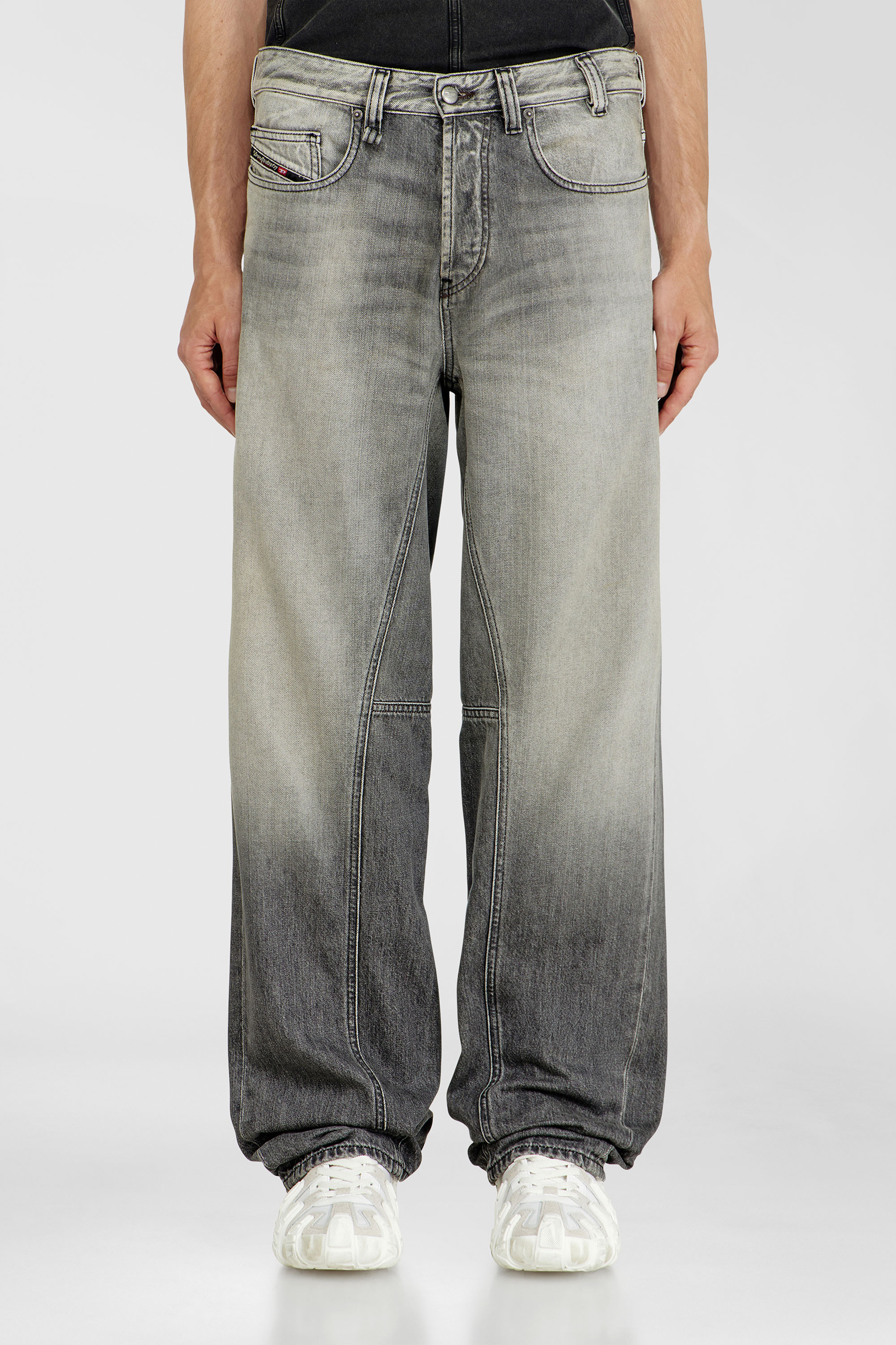 Diesel - Relaxed Jeans 2001 D-Macro 09P56 Homme, Gris - Image 4