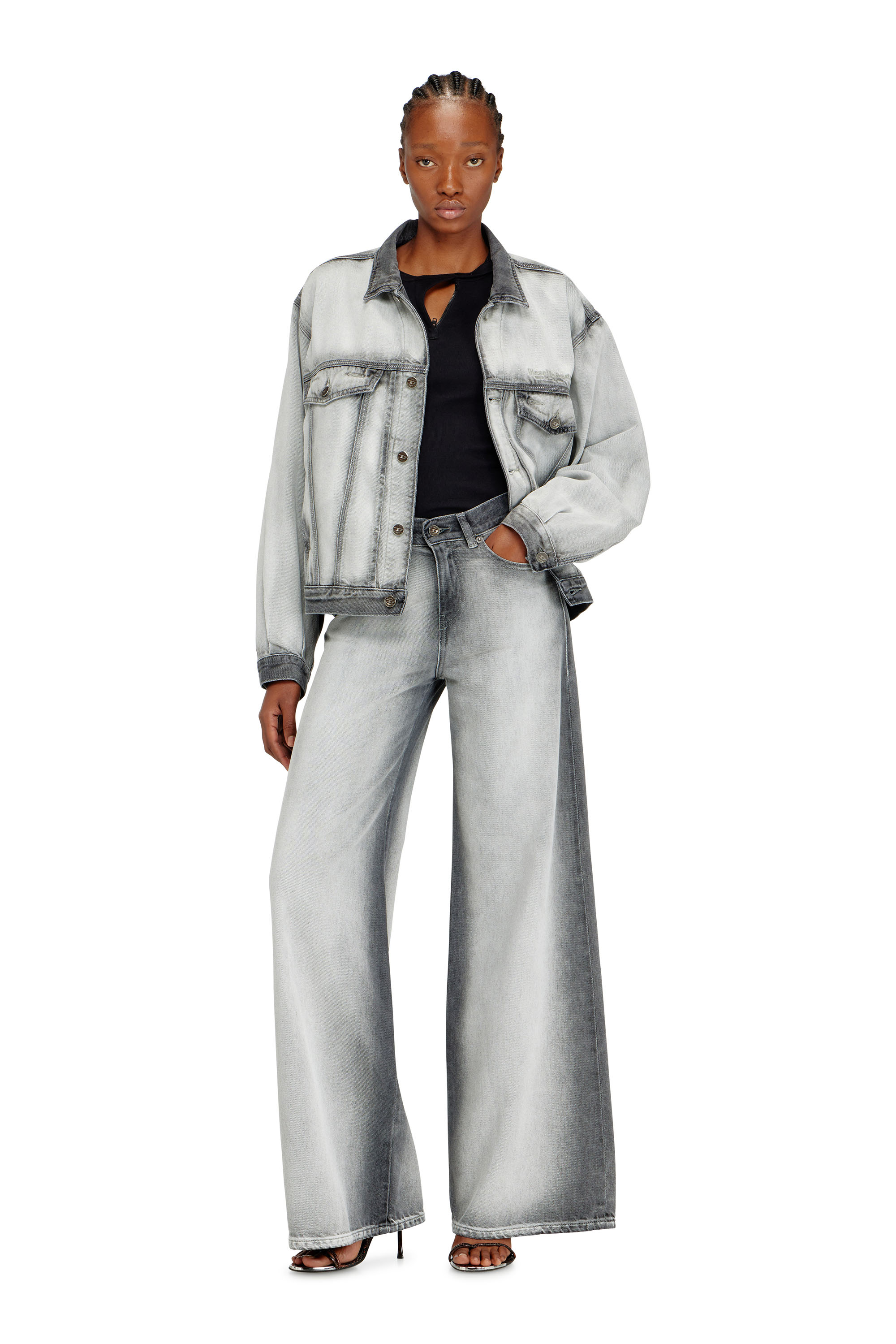 Diesel - Flare Jeans 1978 D-Akemi 09P28 Femme, Gris Clair - Image 2