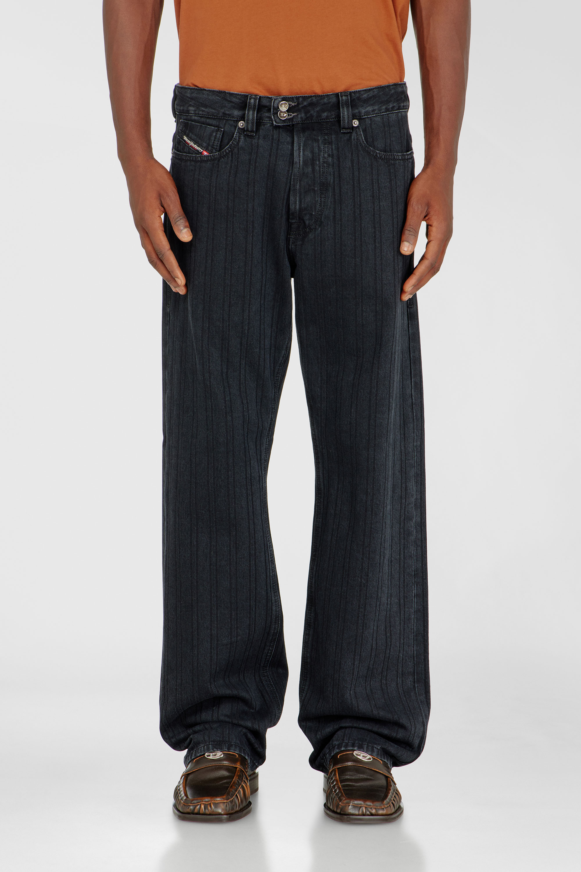 Diesel - Relaxed Jeans 1980 D-Eeper 09Q12 Homme, Noir/Gris fonc&eacute; - Image 4