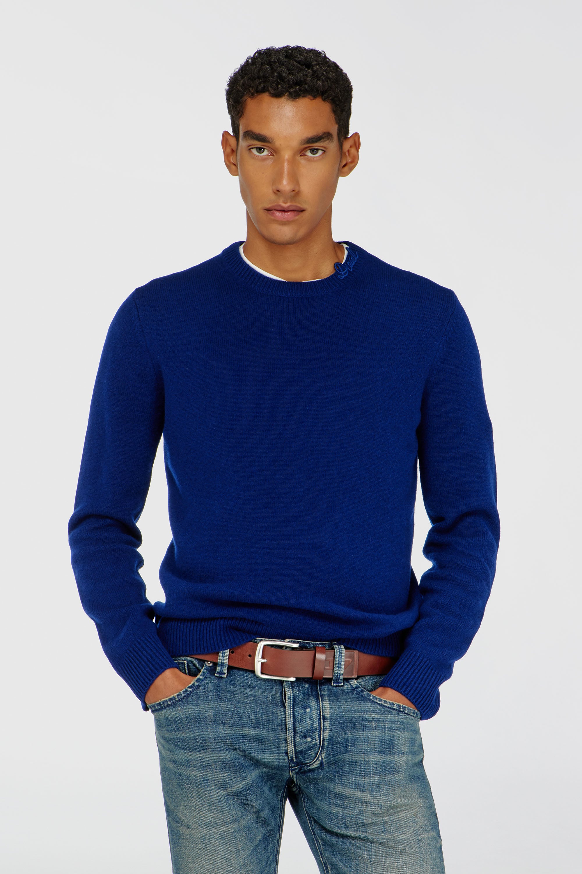 Diesel - K-IMBRO, Pull en laine avec logo sur le col Homme in Bleu - 1