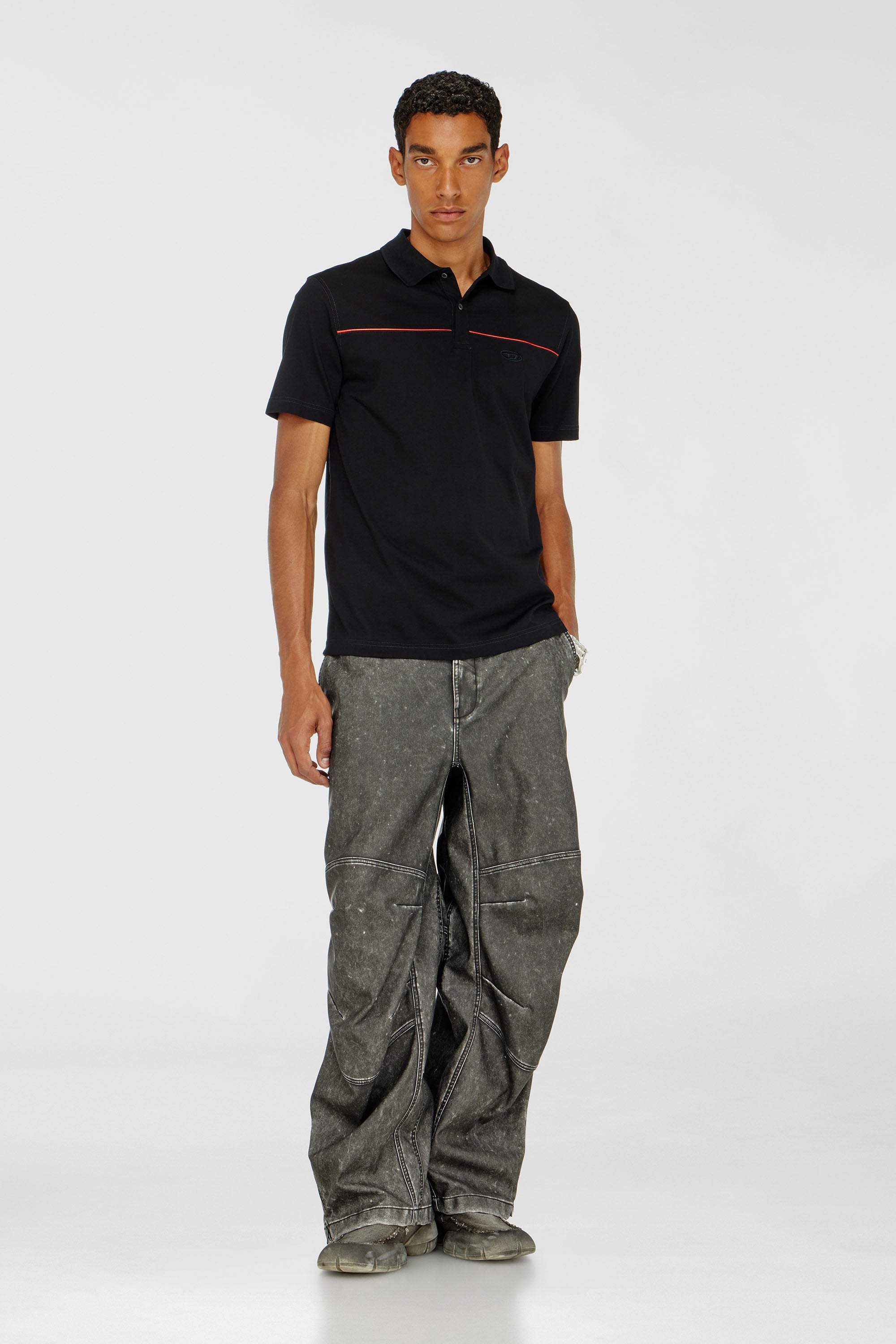 Diesel - T-REJUST-PIPING, Polo avec passepoil contrastant Homme in Noir - 2