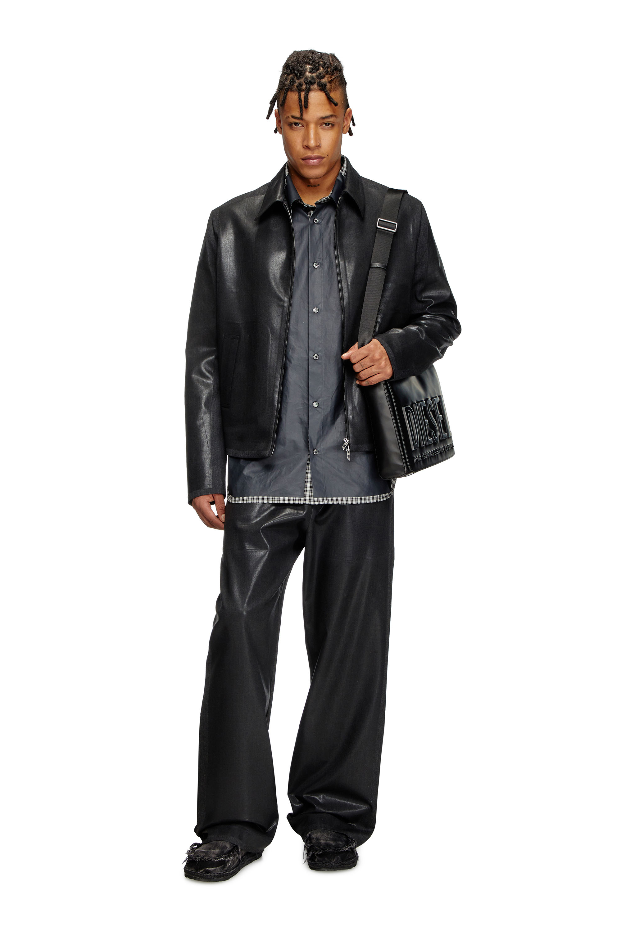 Diesel - J-KANE, Veste coach en laine fraiche enduite Homme in Noir - 2