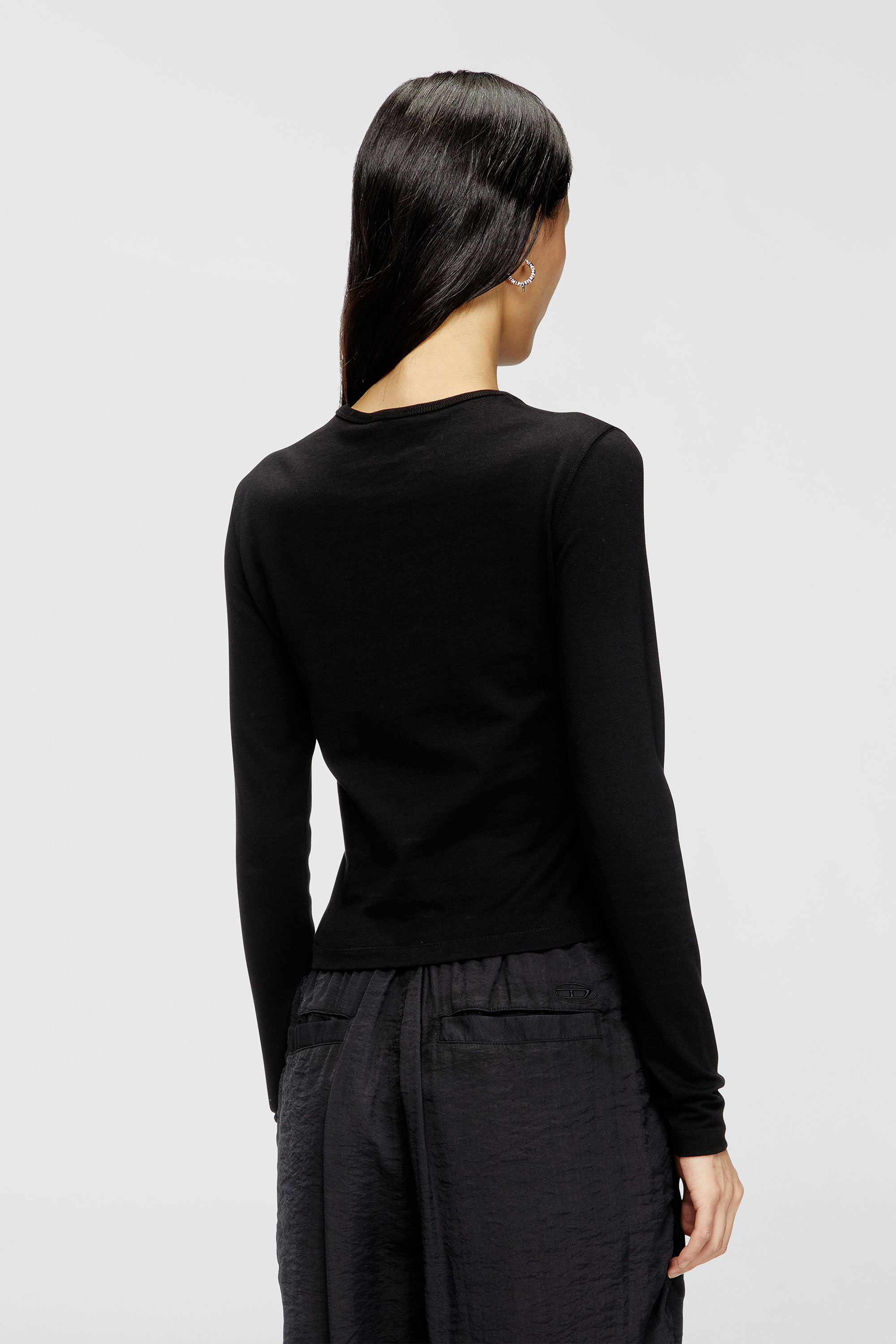 Diesel - T-UNCUTIE-LONG-LS-OD, Haut &agrave; manches longues avec cut-out Oval D Femme in Noir - 4