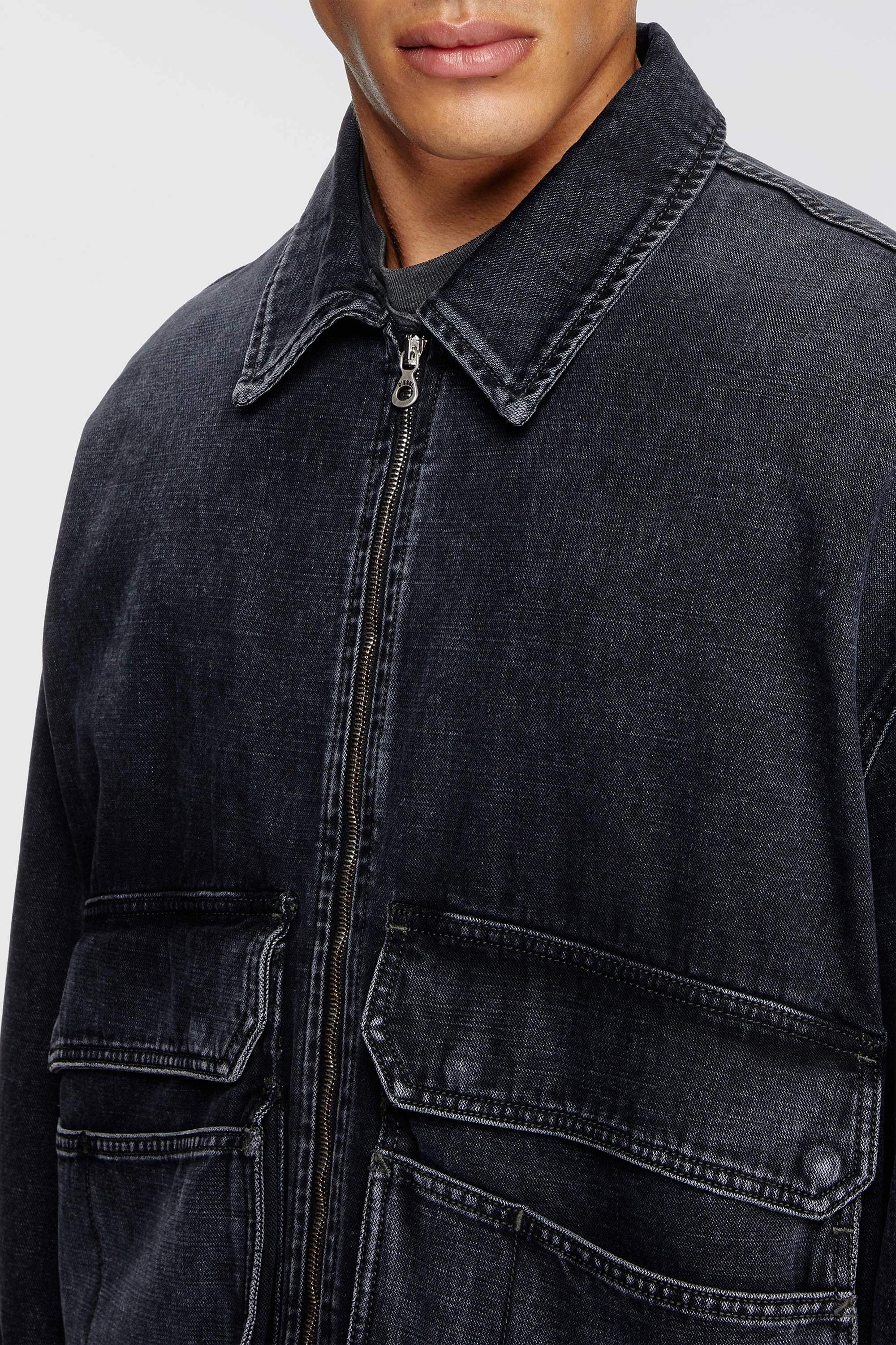 Diesel - D-KURZ, Veste en denim tiss&eacute; batavia Mixte in Noir - 5
