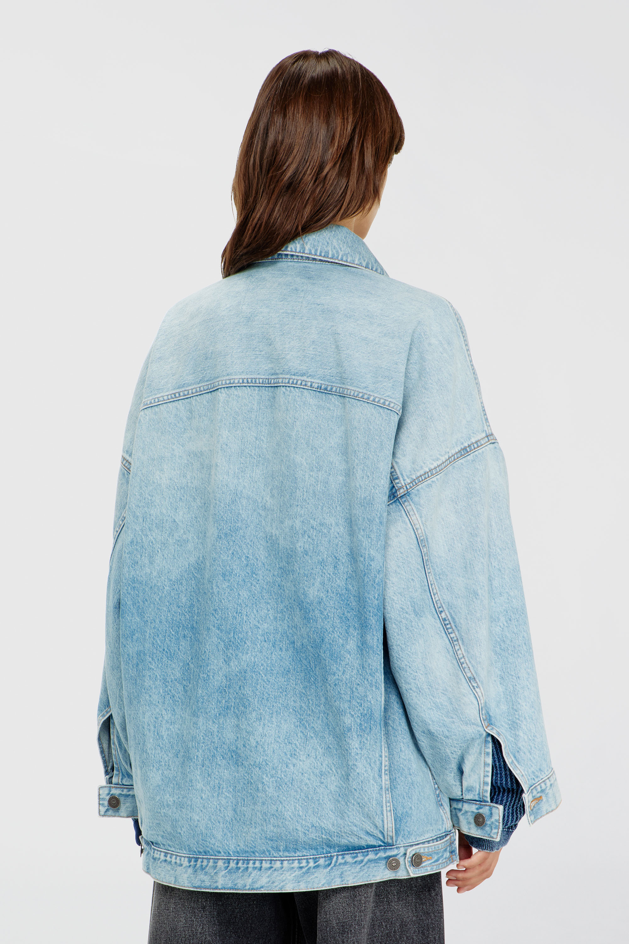 Diesel - DE-LIN, Veste workwear en denim oversized Femme in Bleu - 4