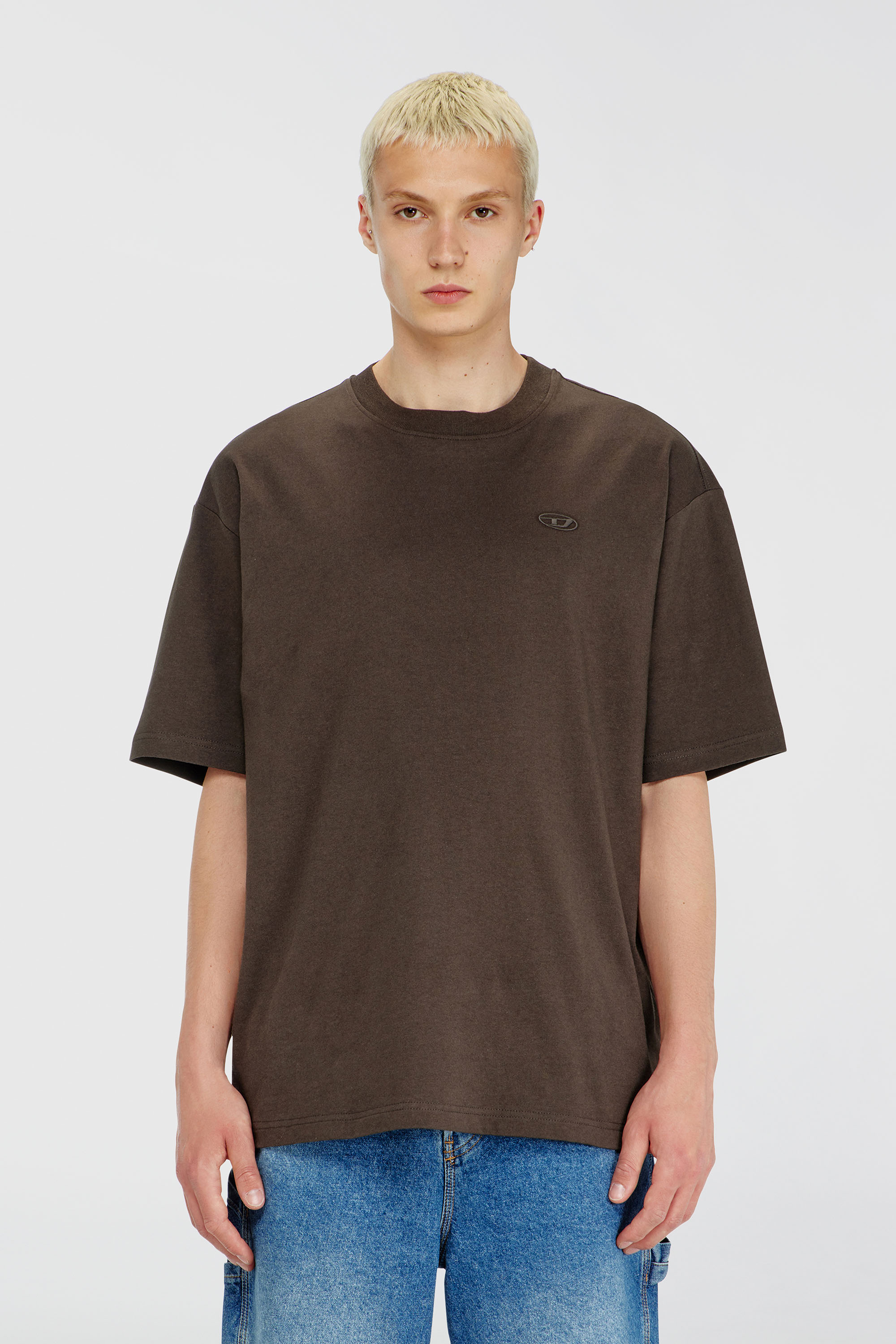 Diesel - T-BOGGY-MEGOVAL-D, T-shirt avec maxi oval D brod&eacute; Homme in Marron - 3