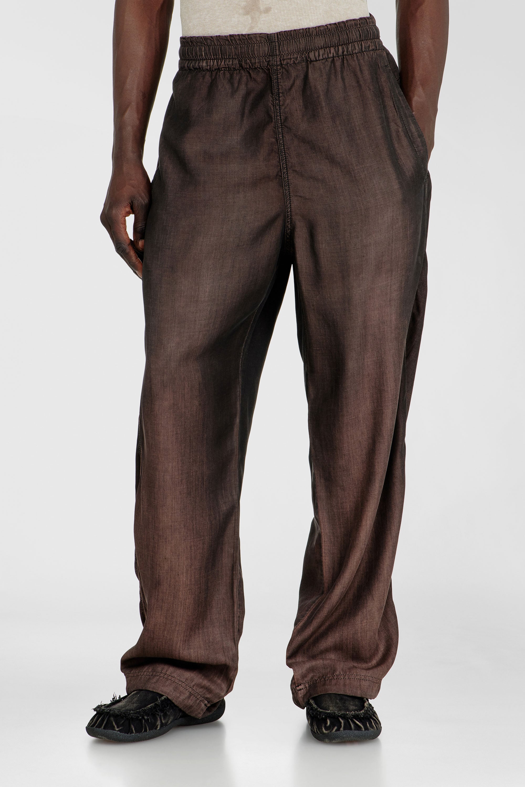 Diesel - Relaxed Jeans D-Roder 068YF Mixte, Marron Fonc&eacute; - Image 1