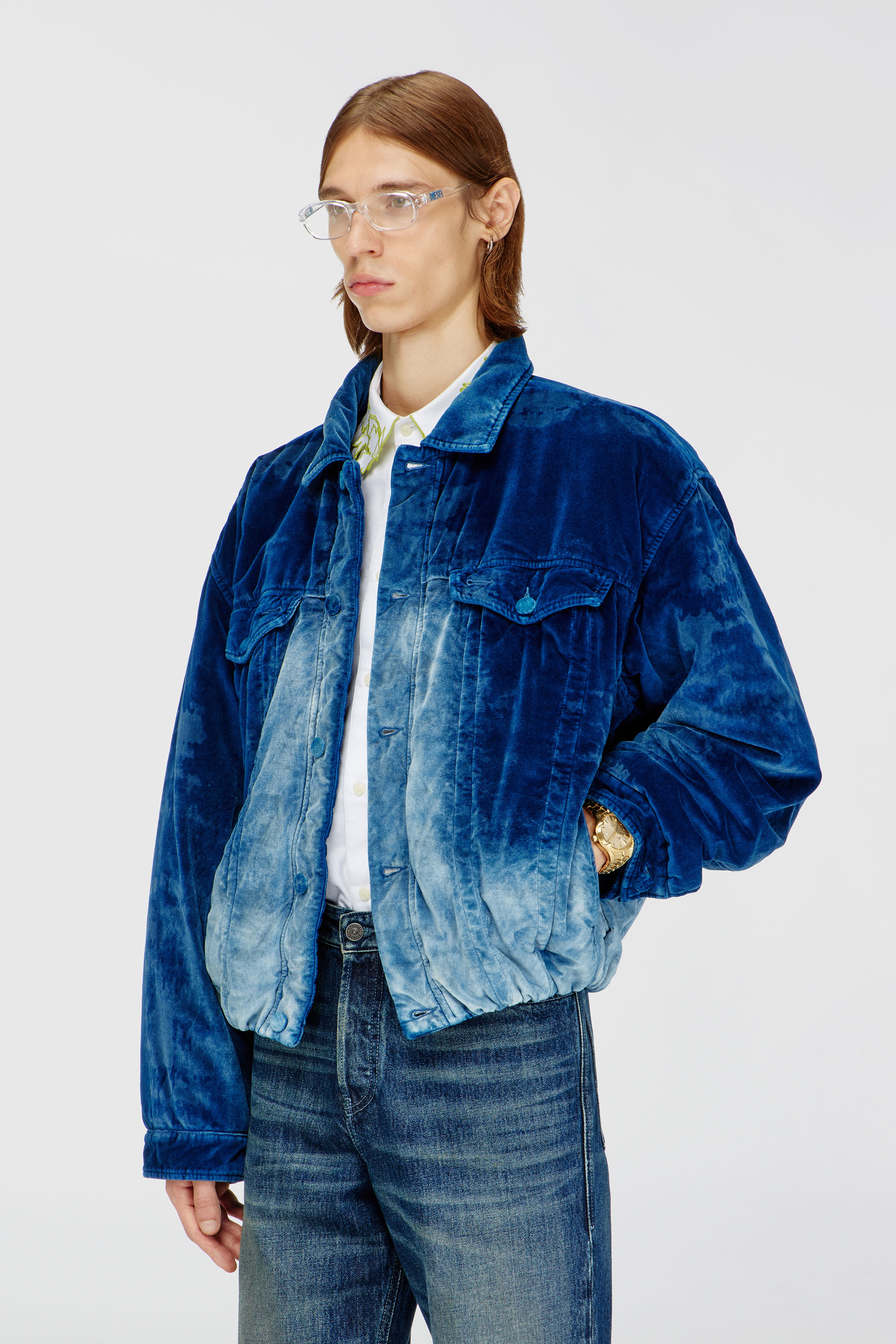 Diesel - D-MORVI-FSJ, Man's Elasticated trucker jacket in velvet denim in Dark Blue - 3