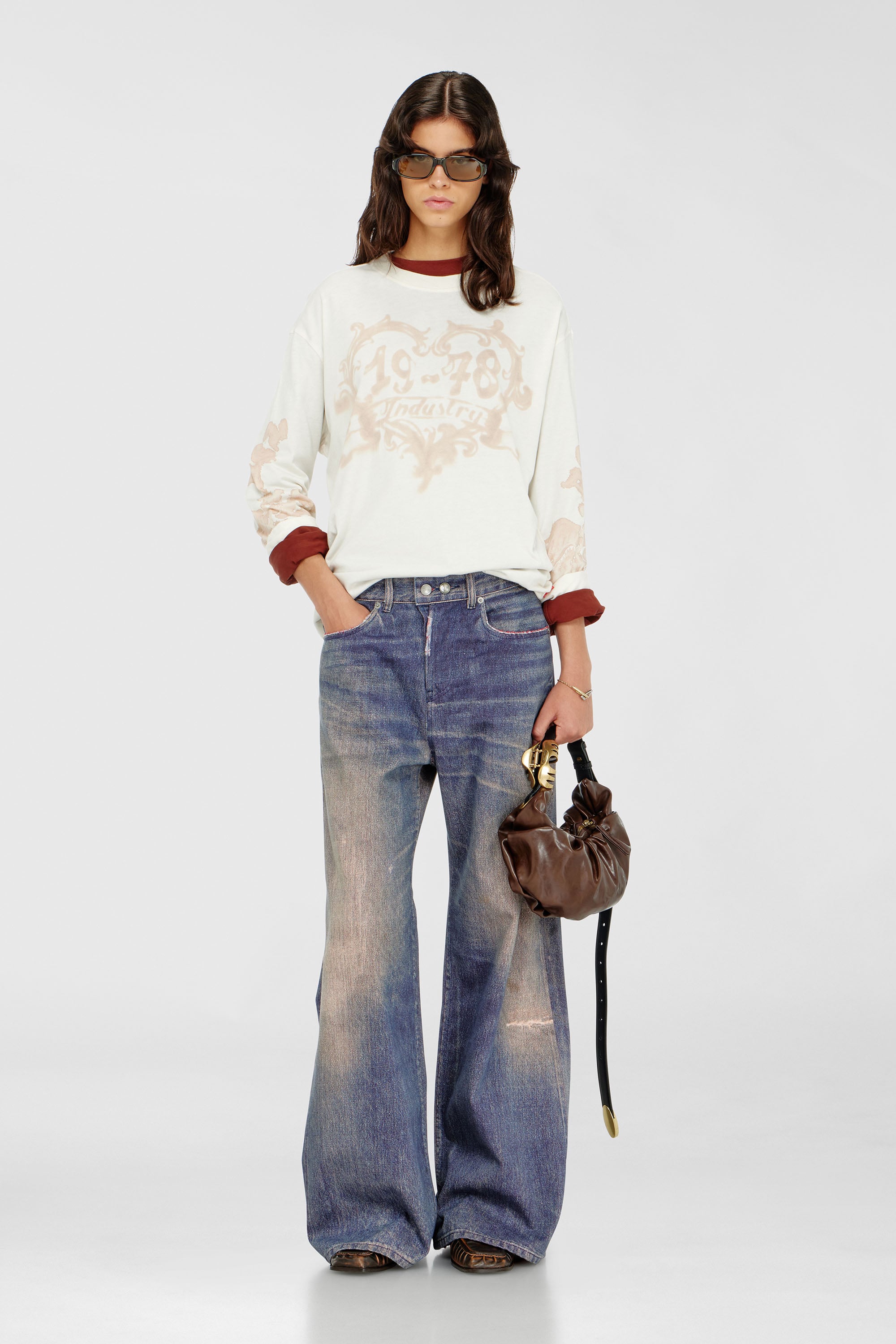 Diesel - Relaxed Jeans 1996 D-Sire 09P95 Femme, Bleu Fonc&eacute; - Image 1