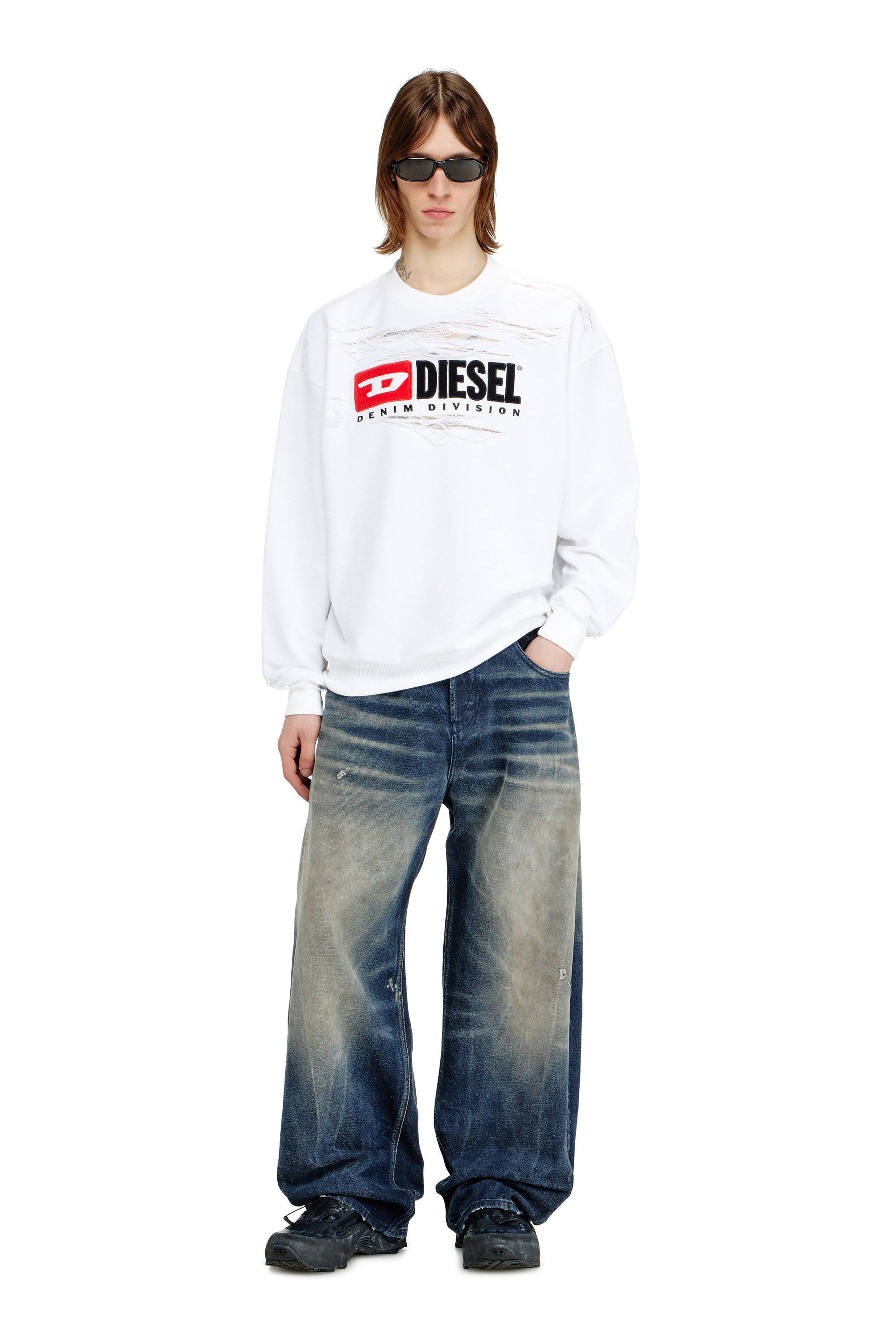 Diesel - S-BOXT-V1, Sweat-shirt avec fils flottants d&eacute;vor&eacute;s Homme in Blanc - 1