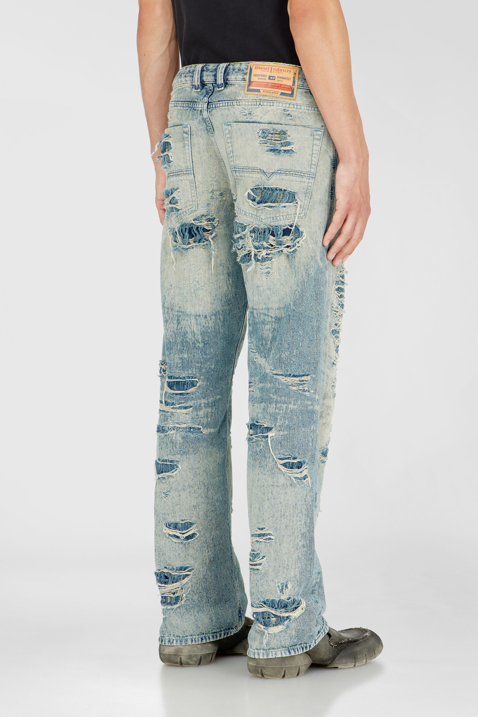 Diesel - Relaxed Jeans 1980 D-Eeper 068YM Homme, Bleu moyen - Image 5