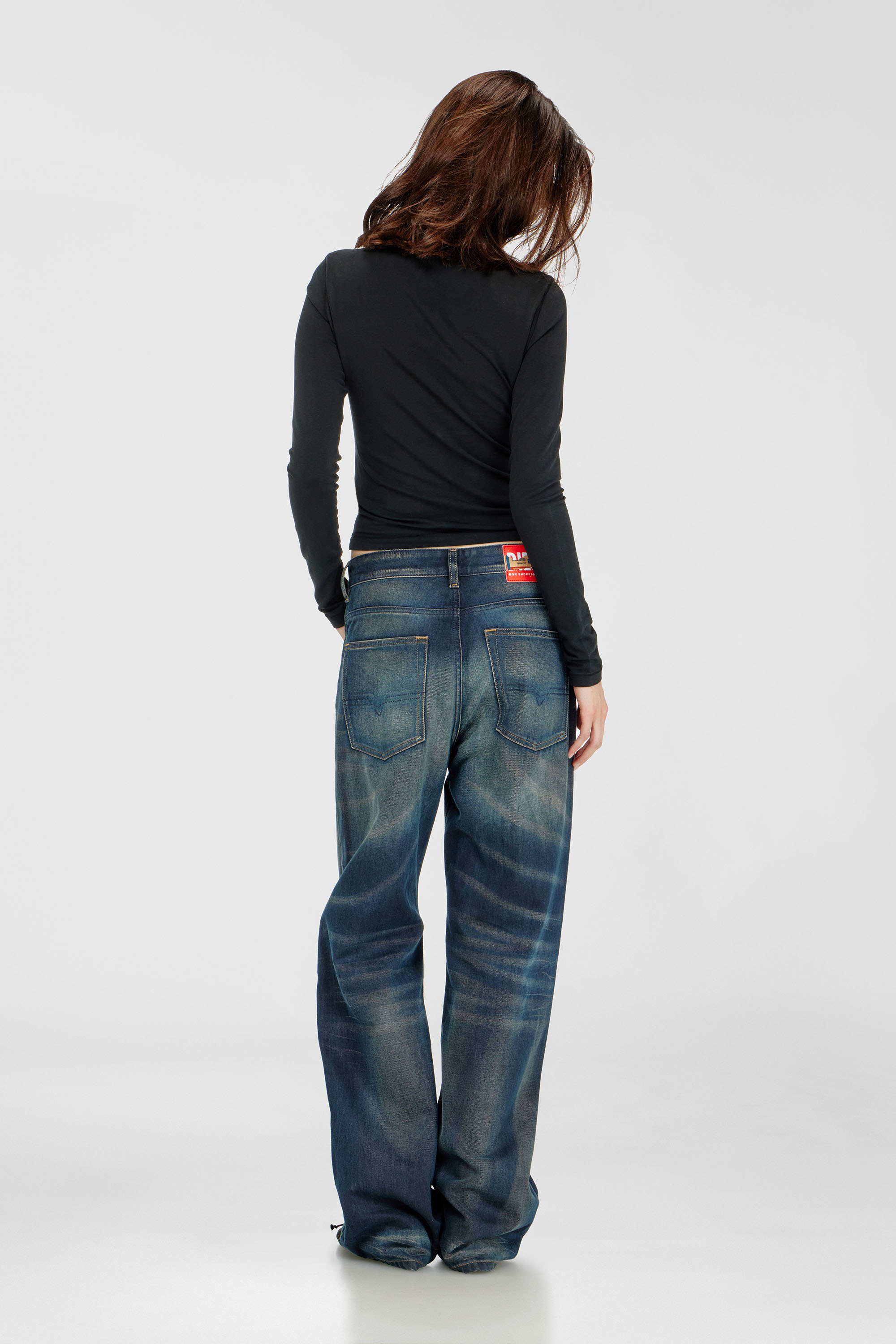 Diesel - Relaxed Jeans 1990 D-Waigee 09R09 Femme, Bleu Fonc&eacute; - Image 3
