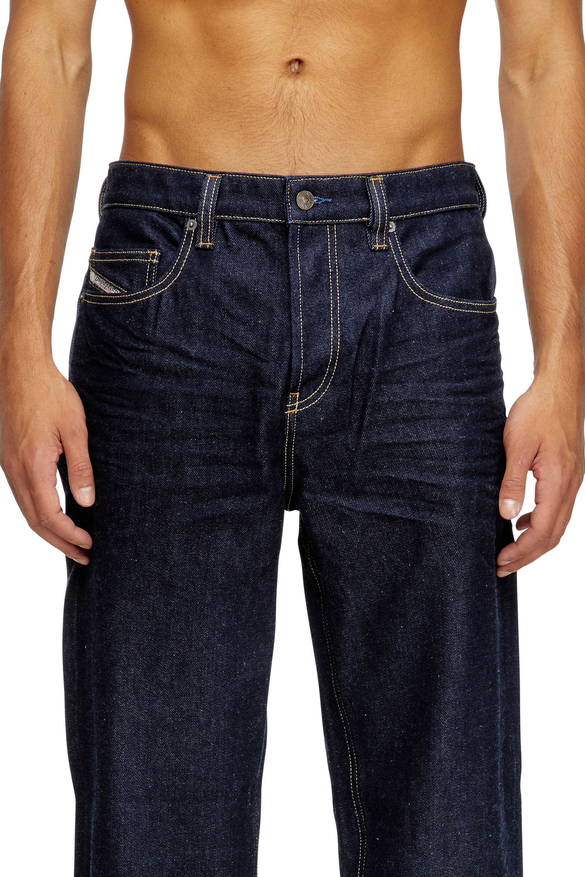 Diesel - Relaxed Jeans 2001 D-Macro 0GRDV Homme, Bleu Foncé - Image 5