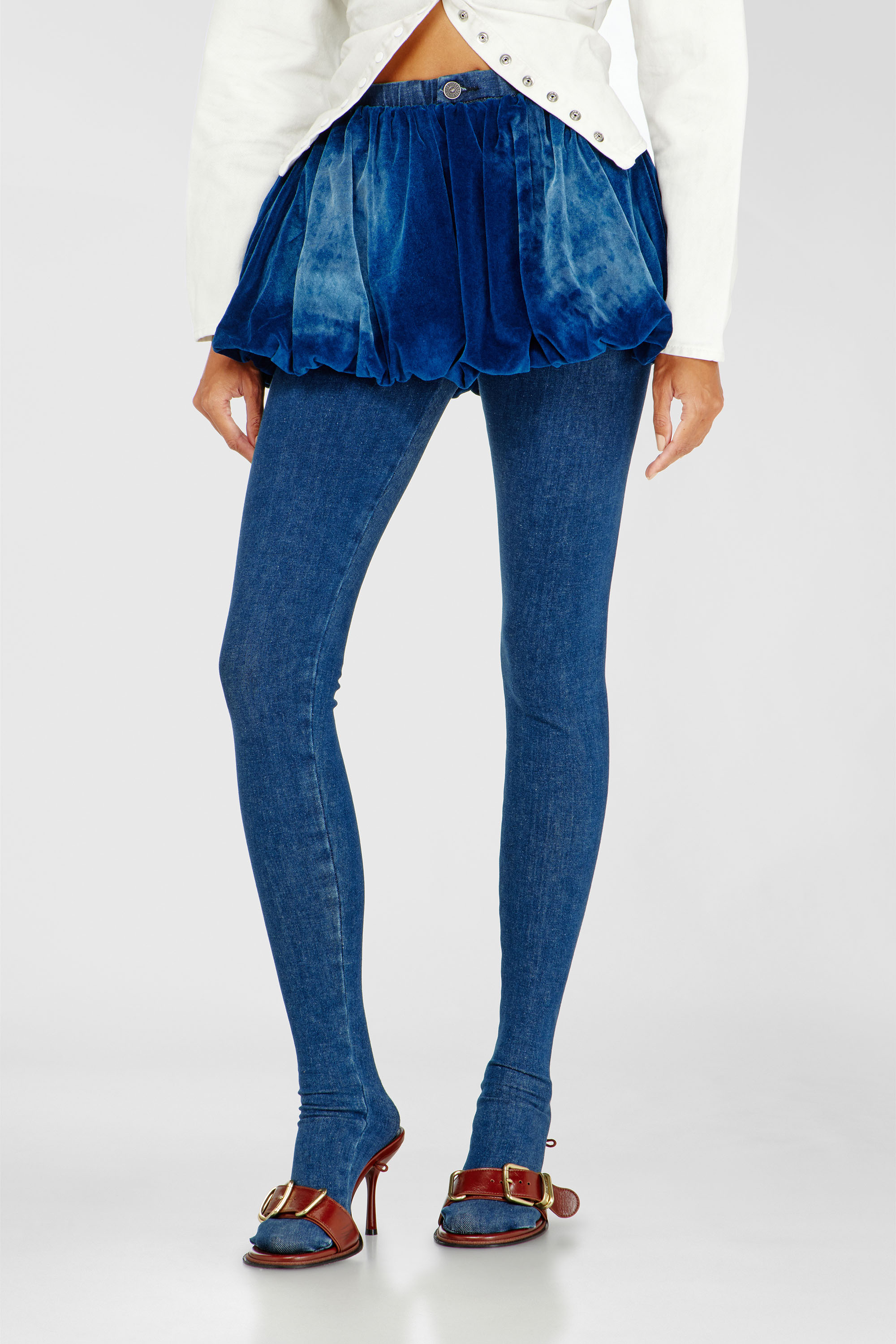 Diesel - DE-MUJ-FSJ1, Jupe courte bouffante en denim velours Femme in Bleu - 3